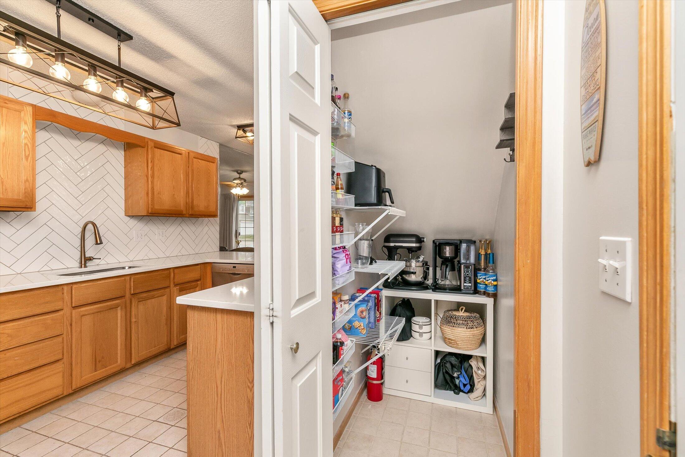 150 S Prairie View Drive 1112 Property Photo 11