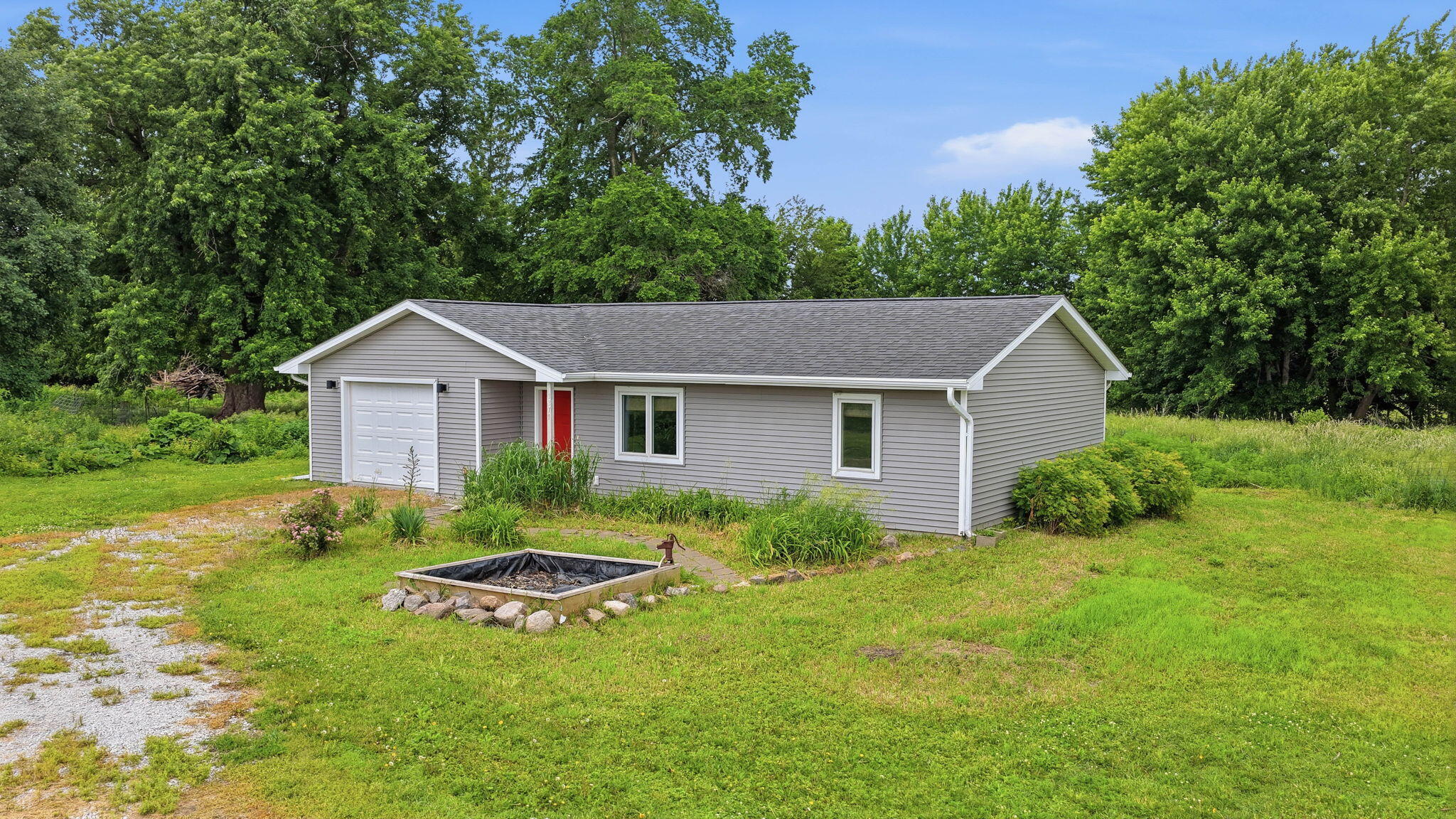 3371 Ubben Avenue Property Photo 1