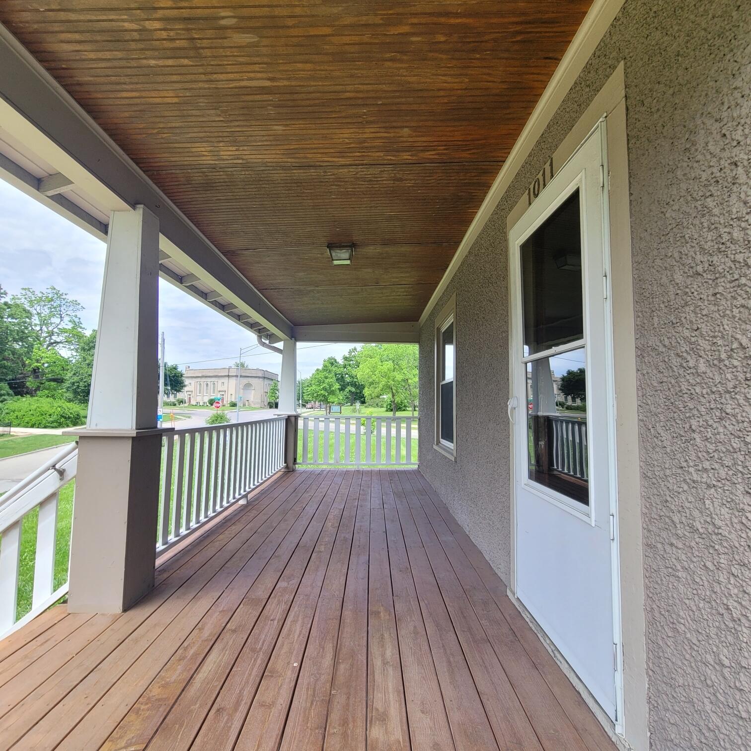1011 24th Street Property Photo 9