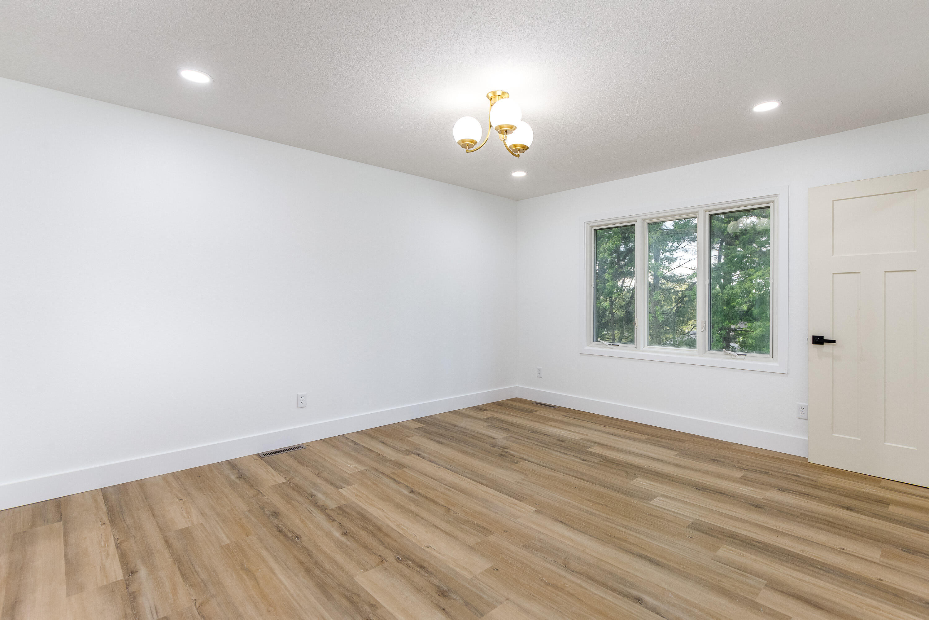3616 Thornton Avenue Property Photo 15