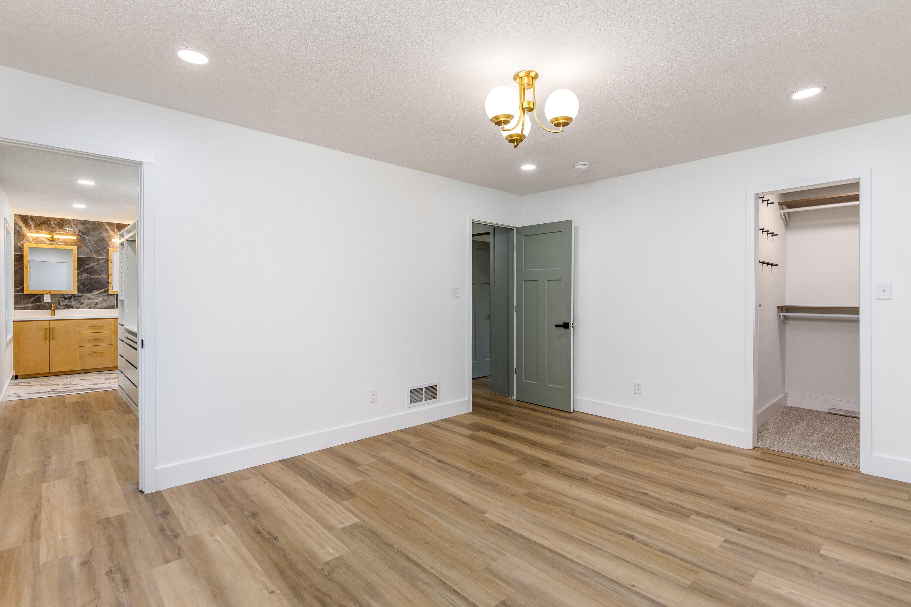 3616 Thornton Avenue Property Photo 16