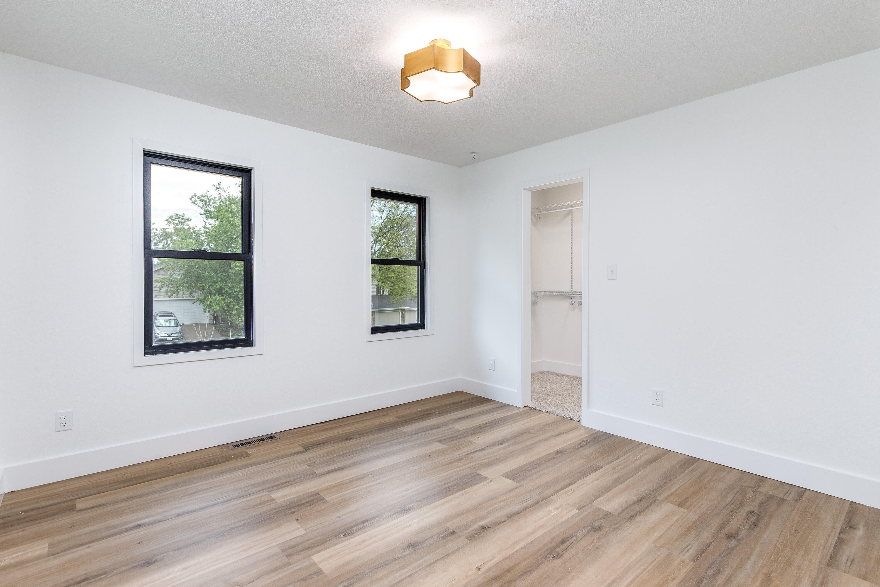 3616 Thornton Avenue Property Photo 20