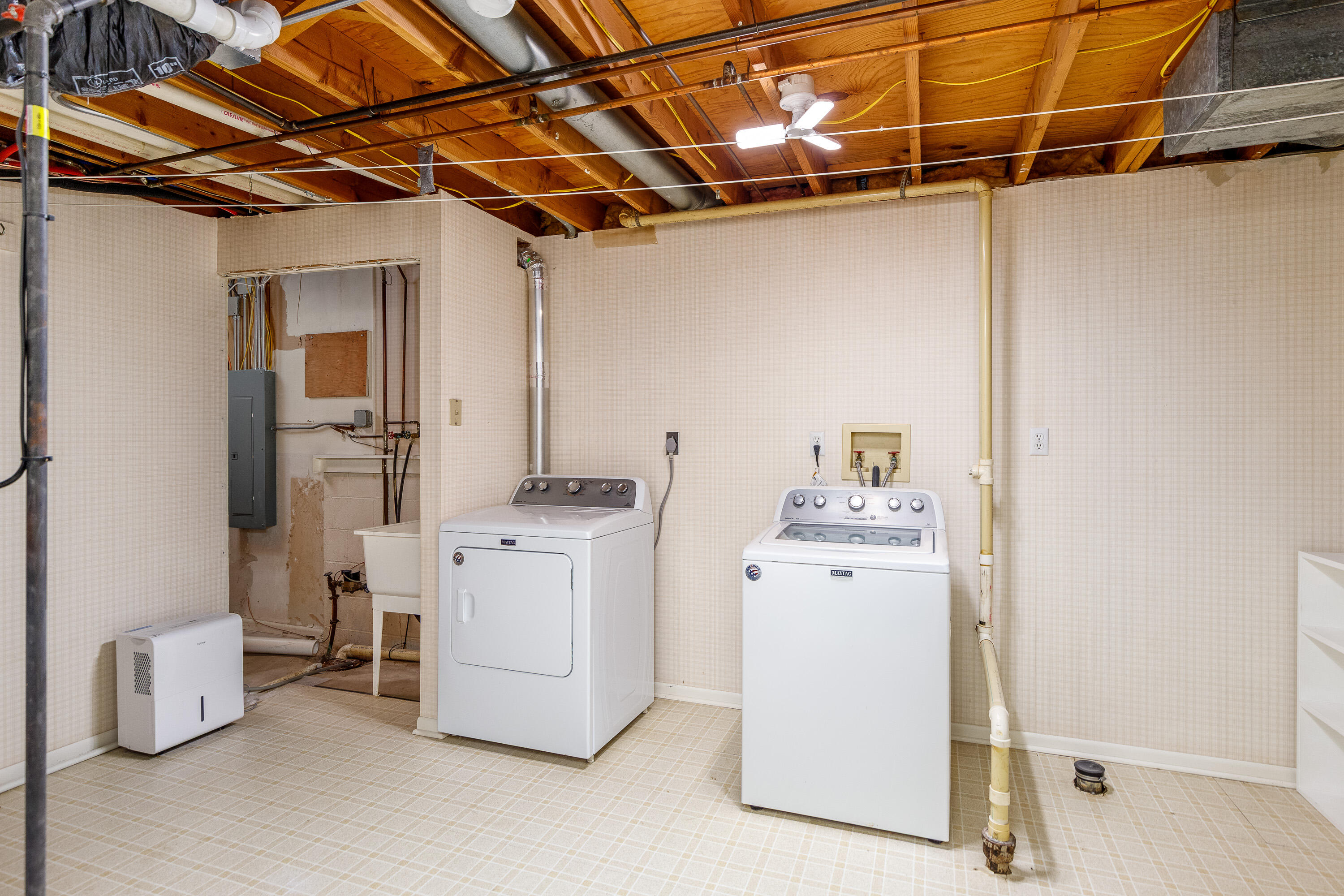 3616 Thornton Avenue Property Photo 27