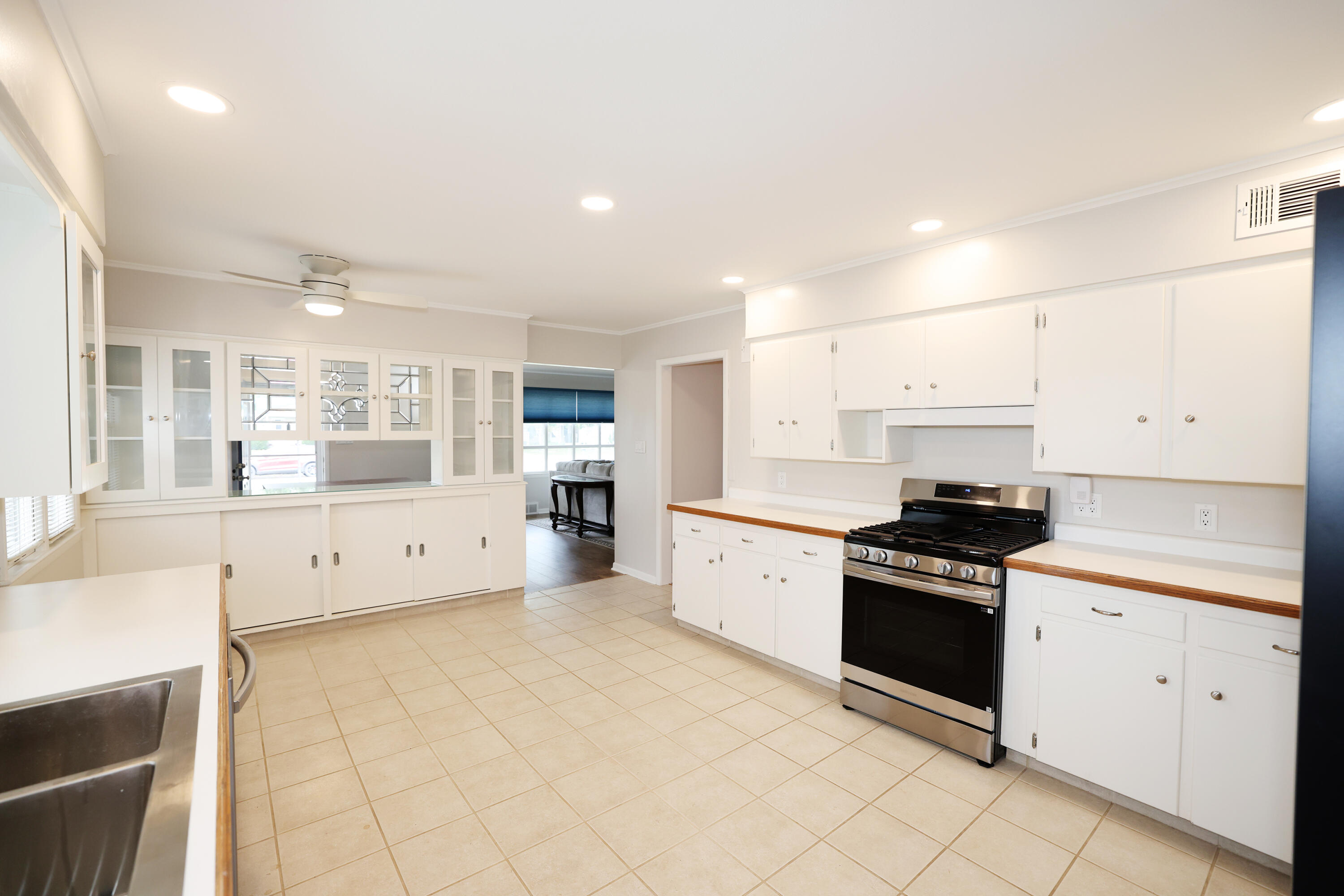 1416 Aldrich Avenue Property Photo 11