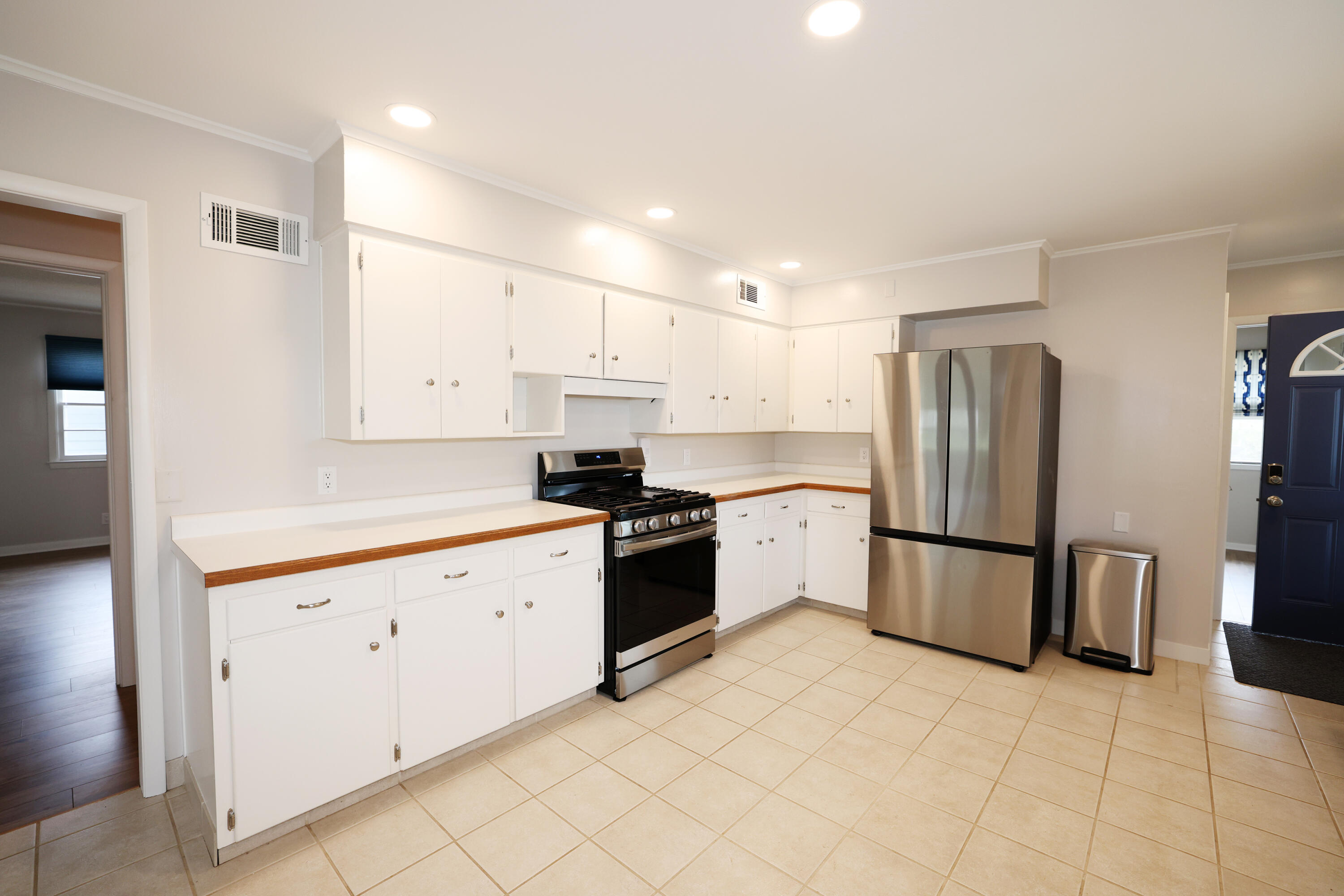 1416 Aldrich Avenue Property Photo 12