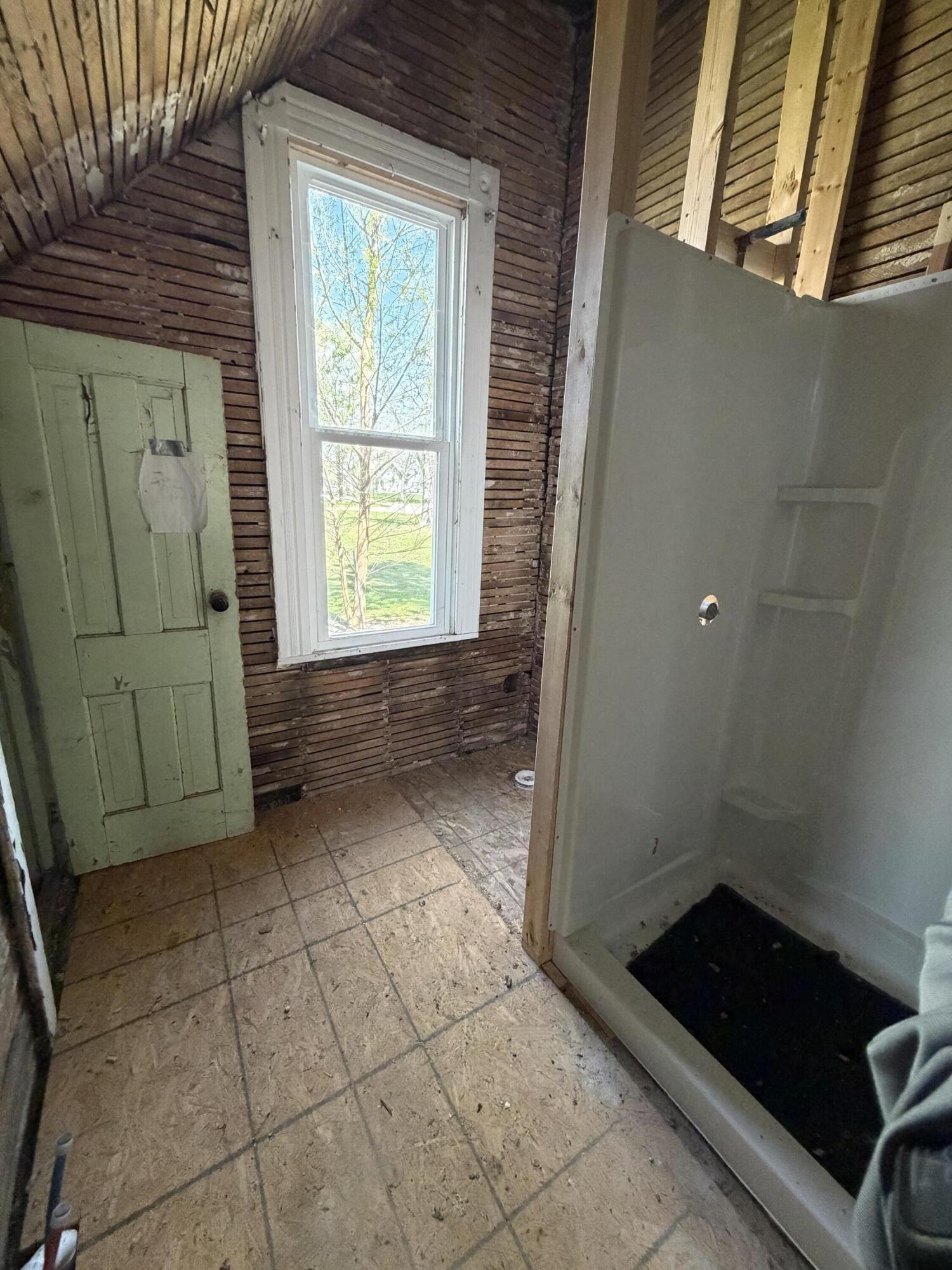 1527 Dayton Street Property Photo 8
