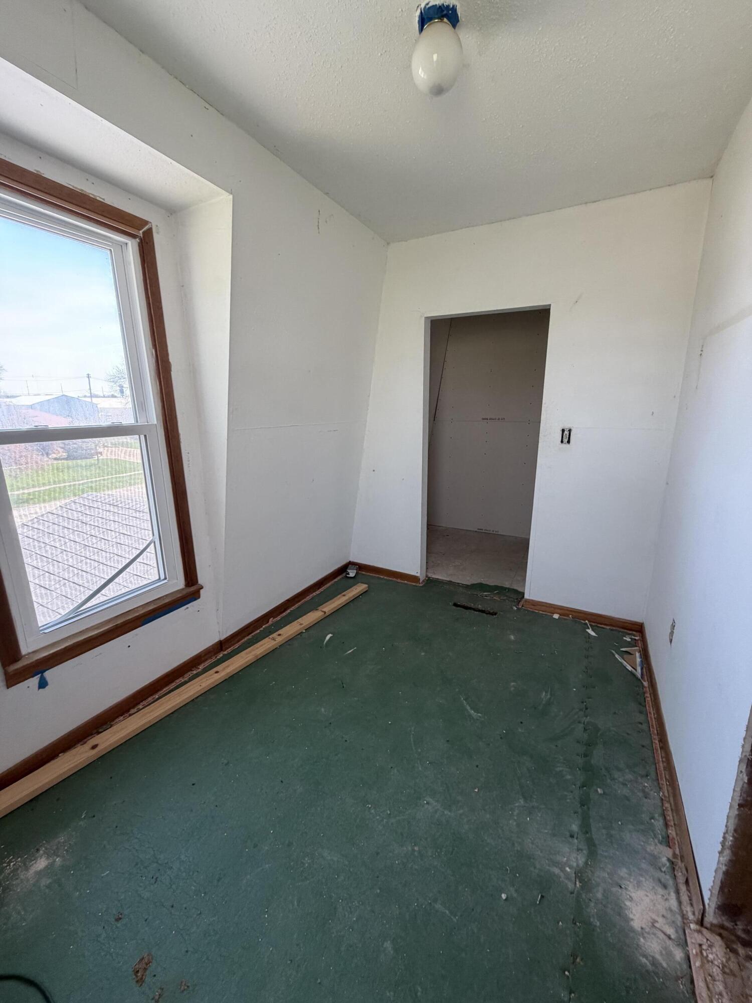 1527 Dayton Street Property Photo 11