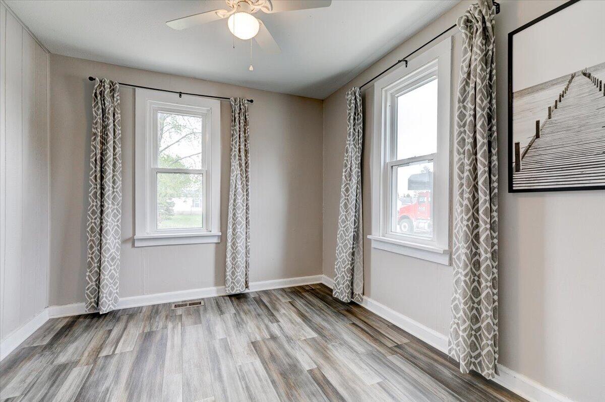1628 Dearborn Street Property Photo 9