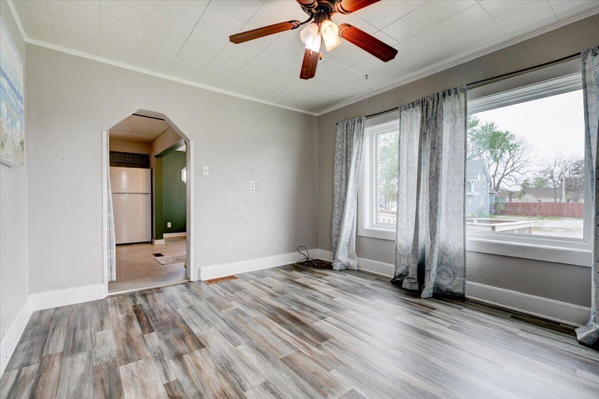 1628 Dearborn Street Property Photo 11
