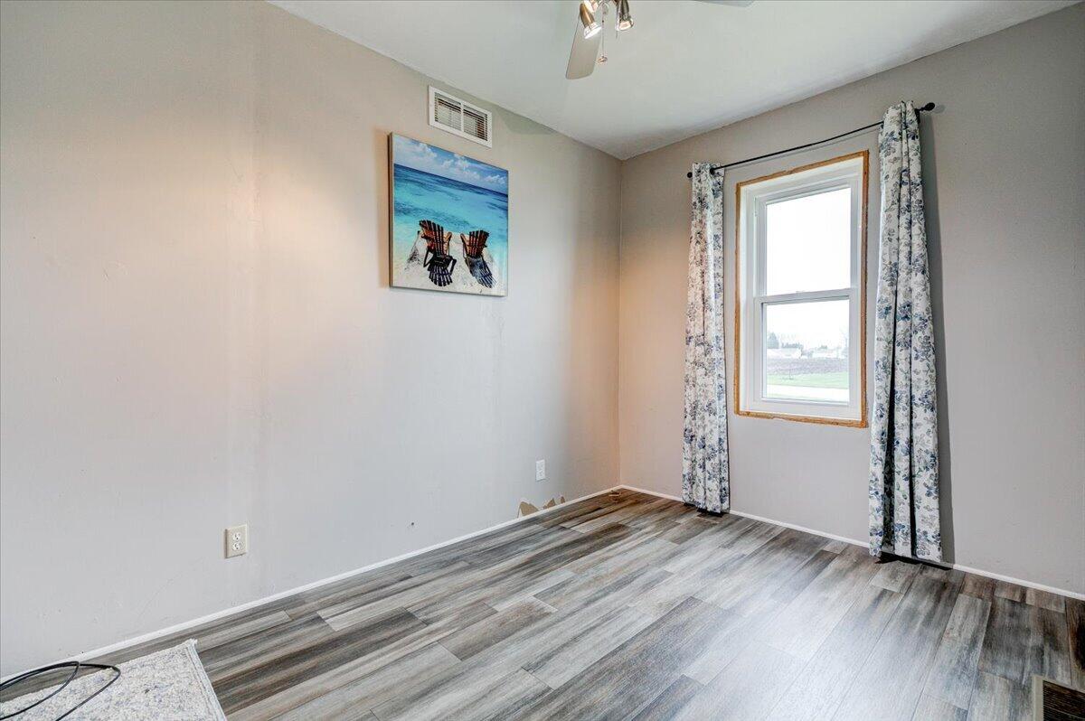 1628 Dearborn Street Property Photo 13