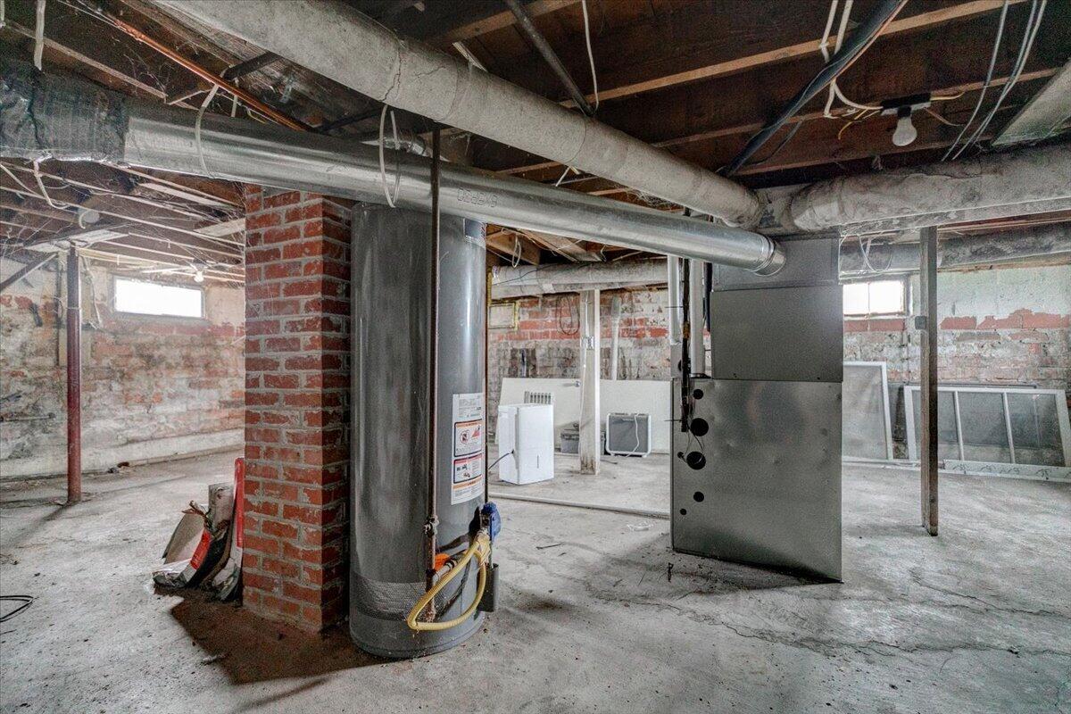 1628 Dearborn Street Property Photo 15