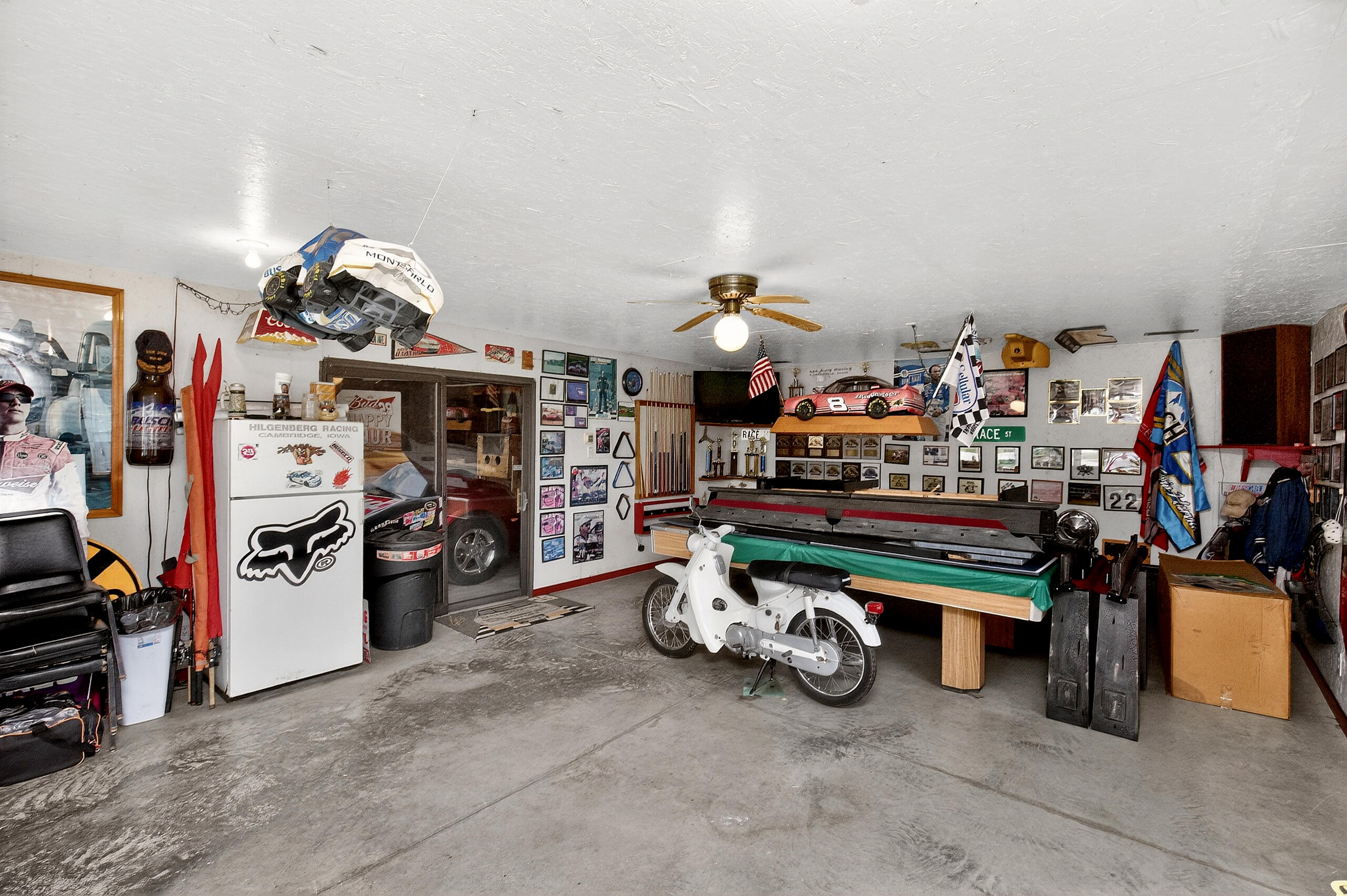 402 S Vine Street Property Photo 12