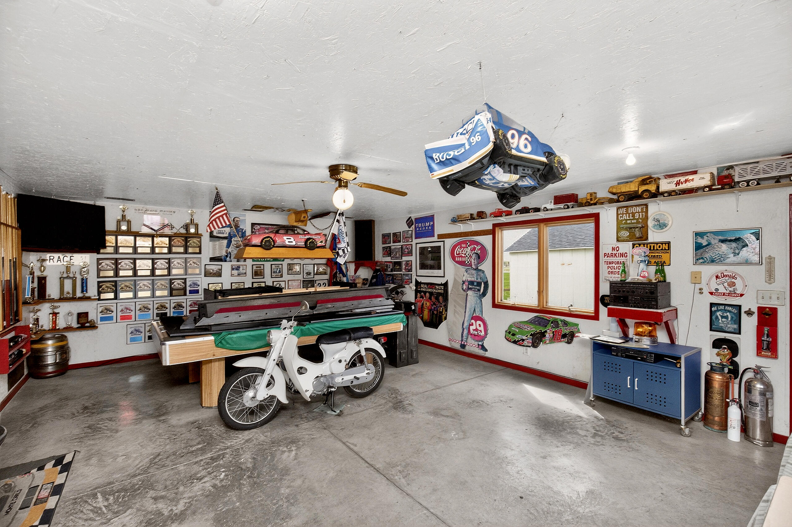 402 S Vine Street Property Photo 13
