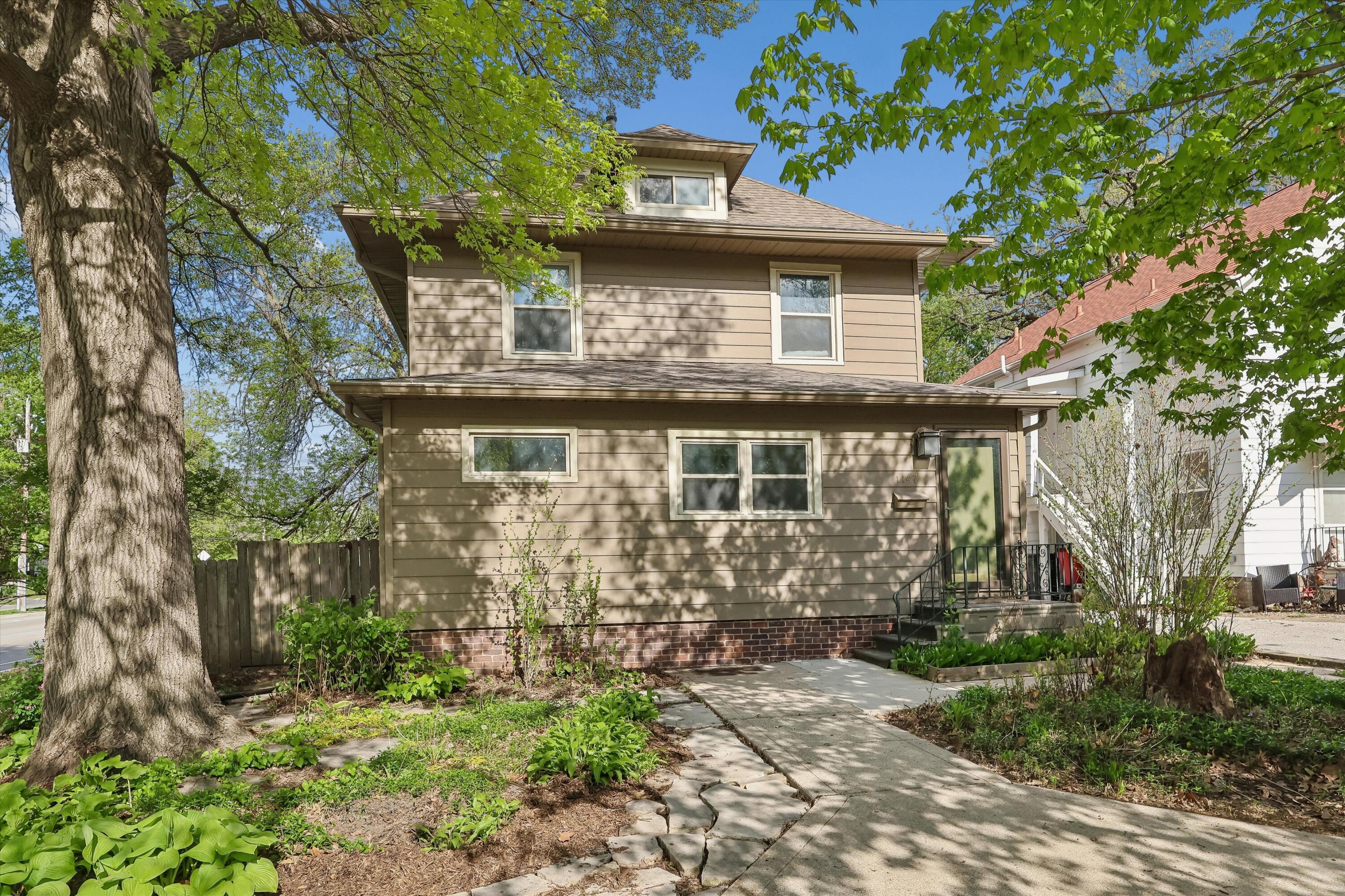 1147 36th Street Property Photo 1