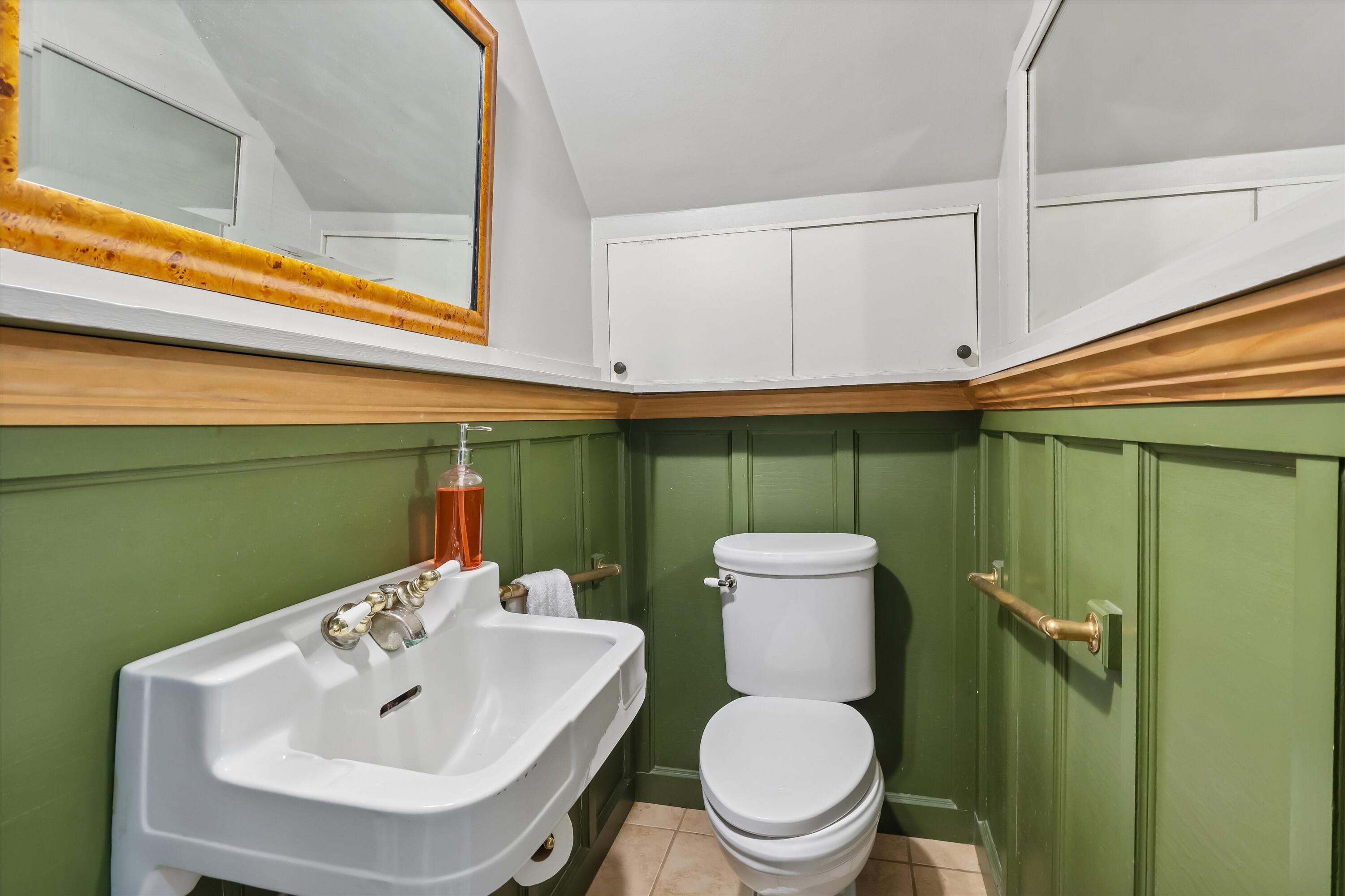 1147 36th Street Property Photo 11