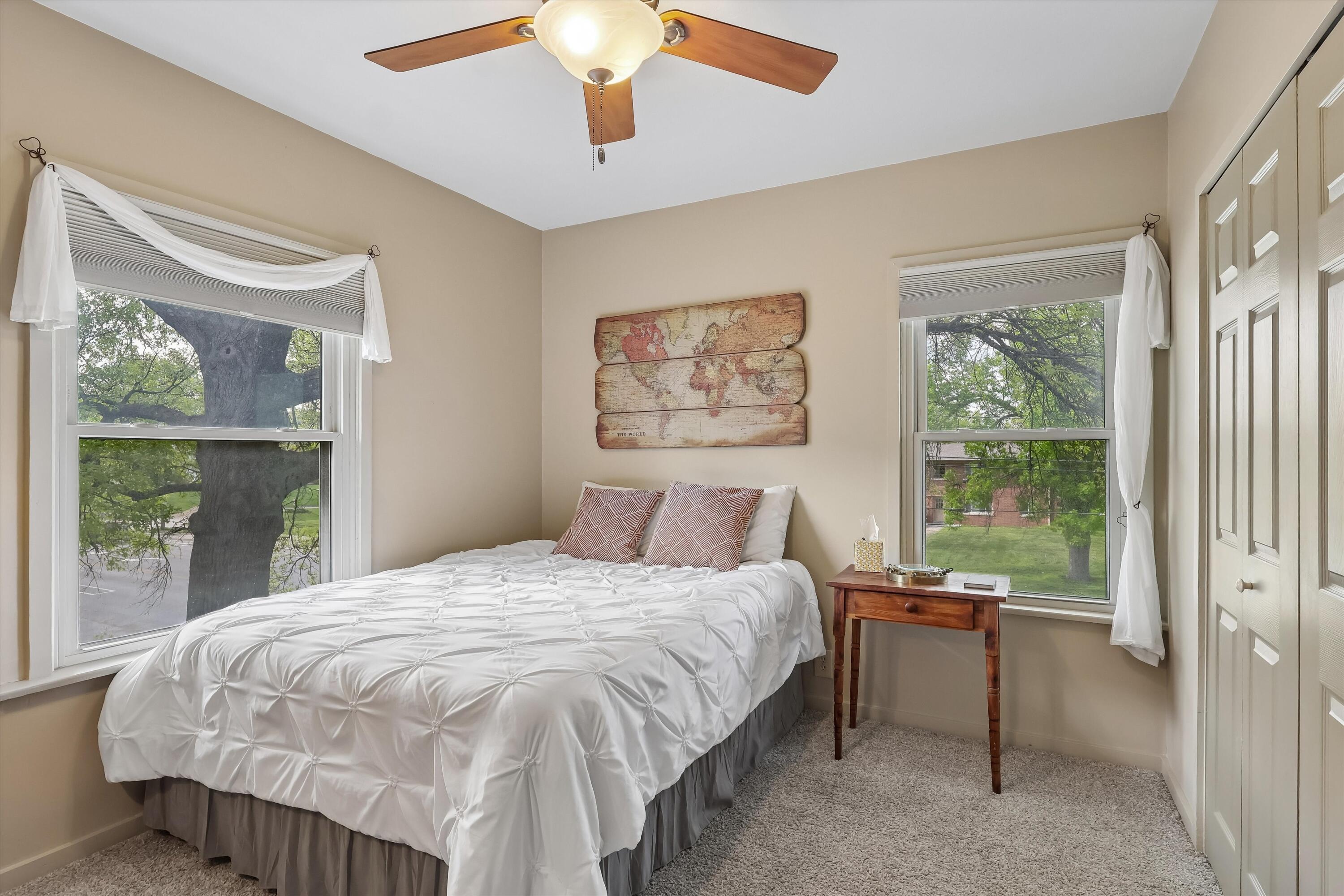 1147 36th Street Property Photo 14