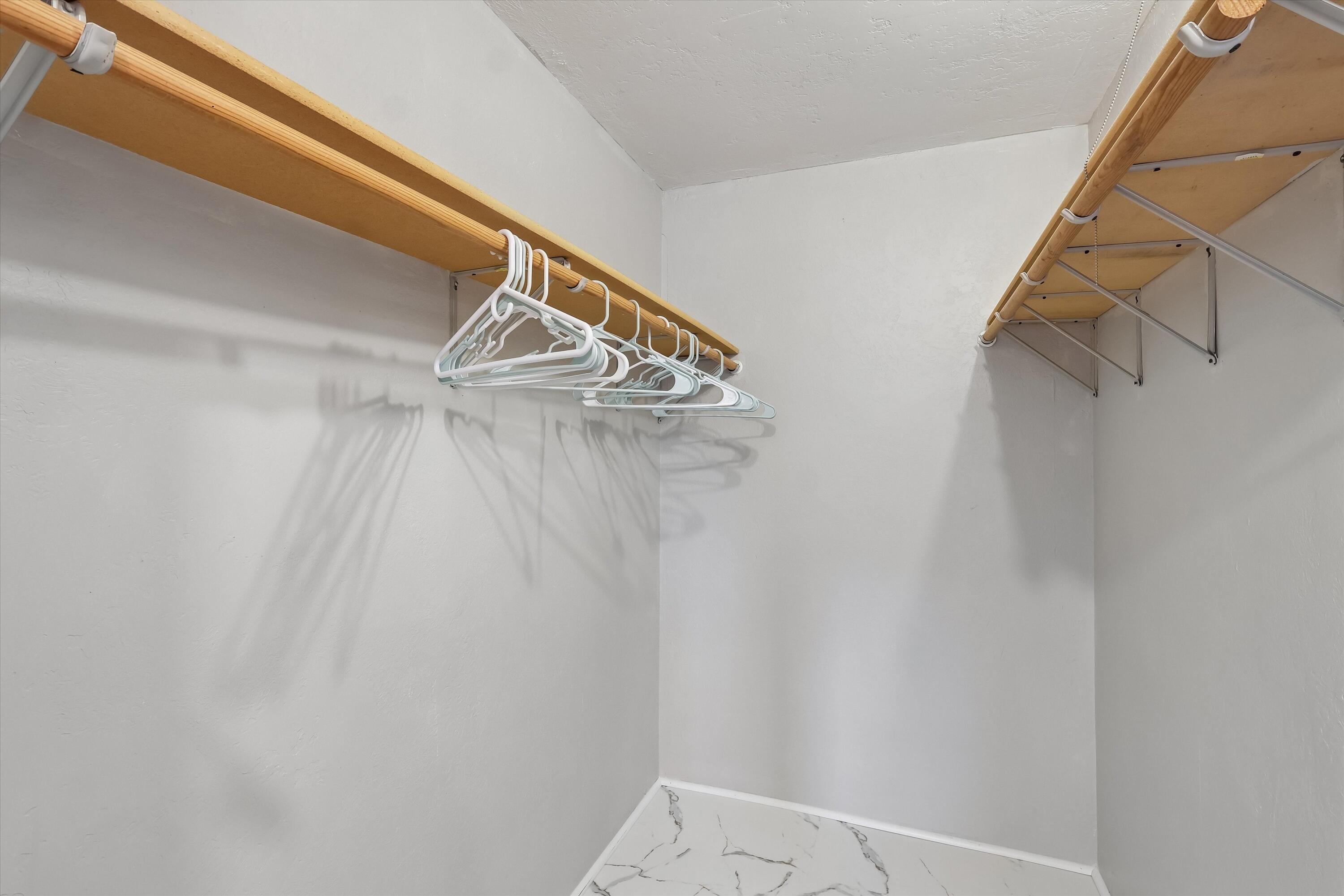 1147 36th Street Property Photo 20