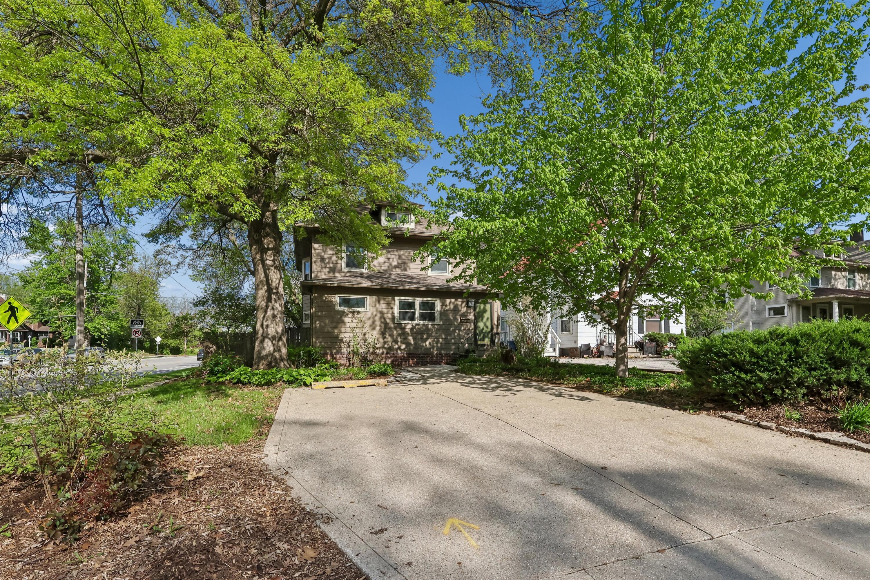 1147 36th Street Property Photo 35