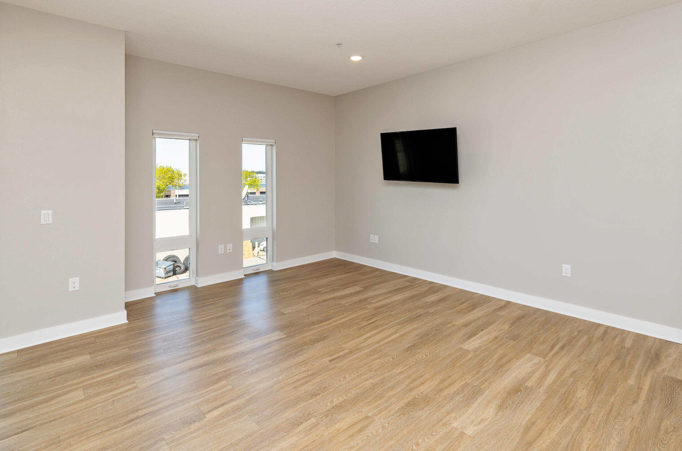 450 Sw 7th Street 304 Property Photo 13