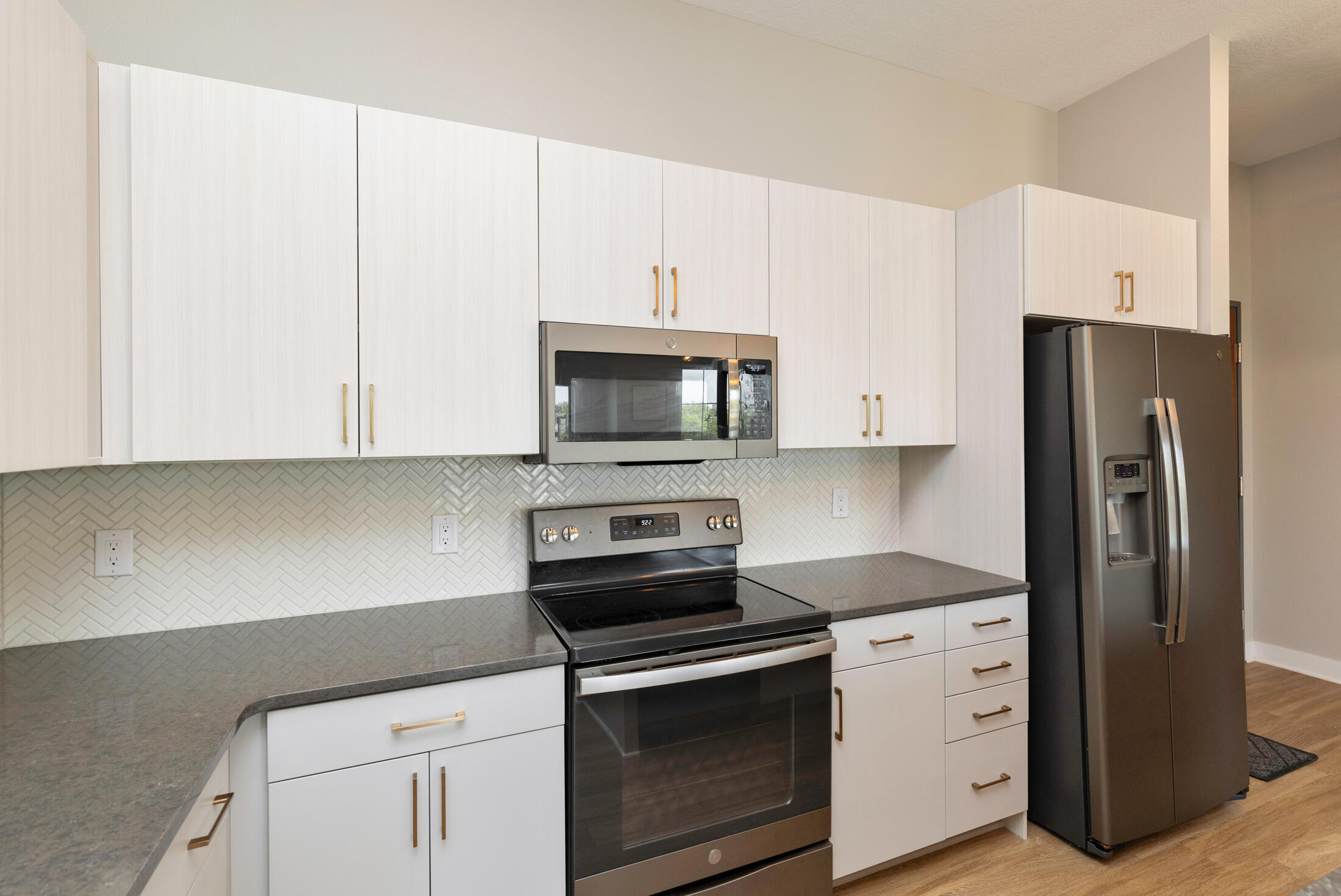 450 Sw 7th Street 304 Property Photo 17