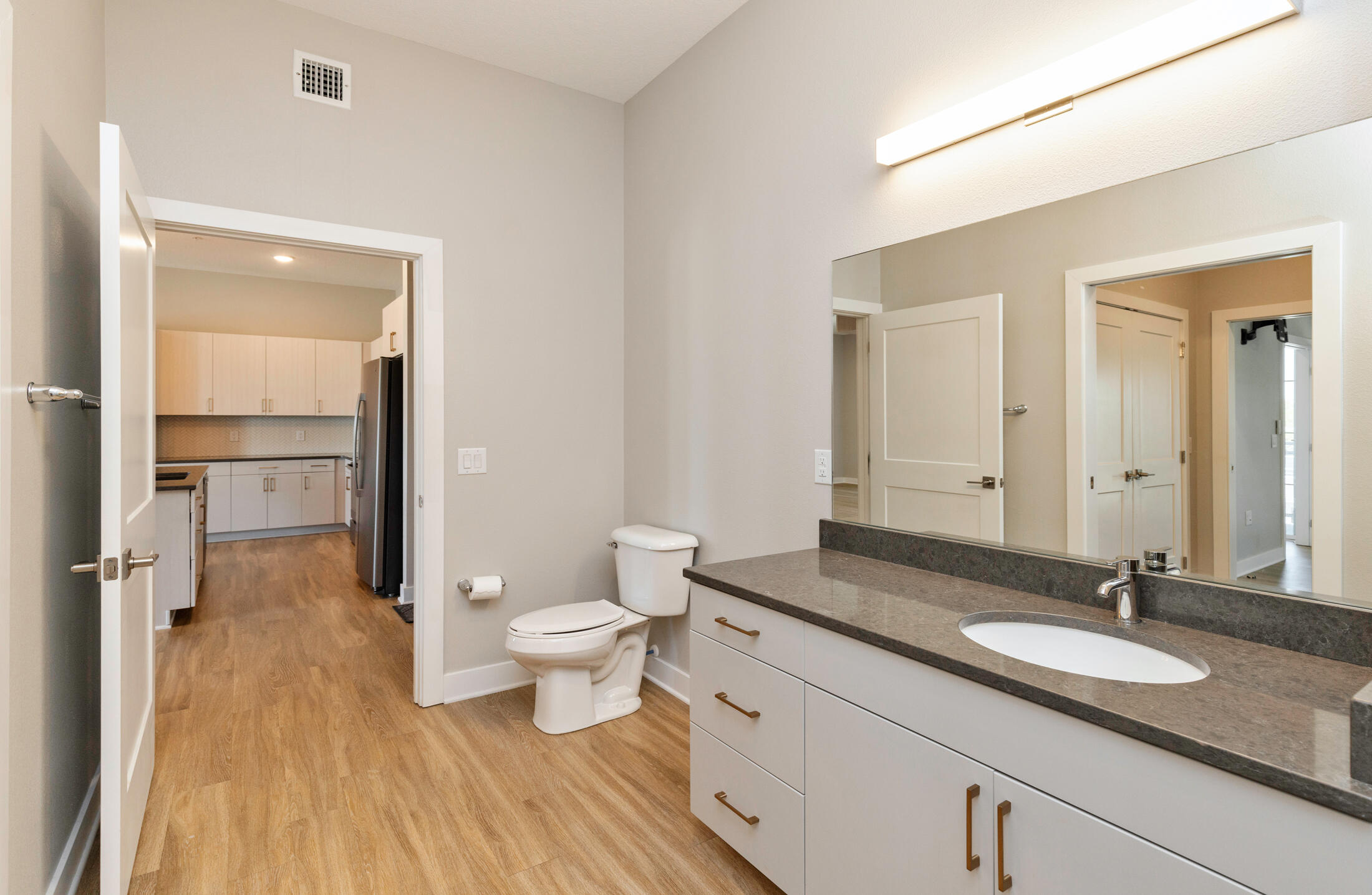 450 Sw 7th Street 304 Property Photo 21