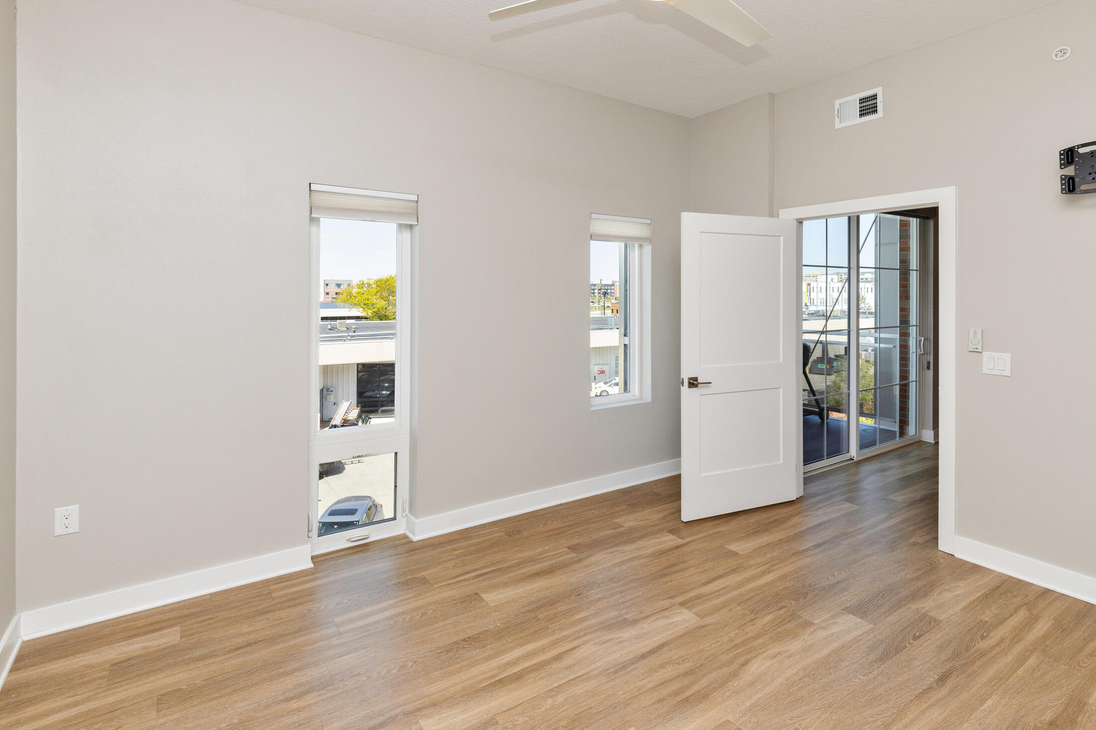 450 Sw 7th Street 304 Property Photo 27
