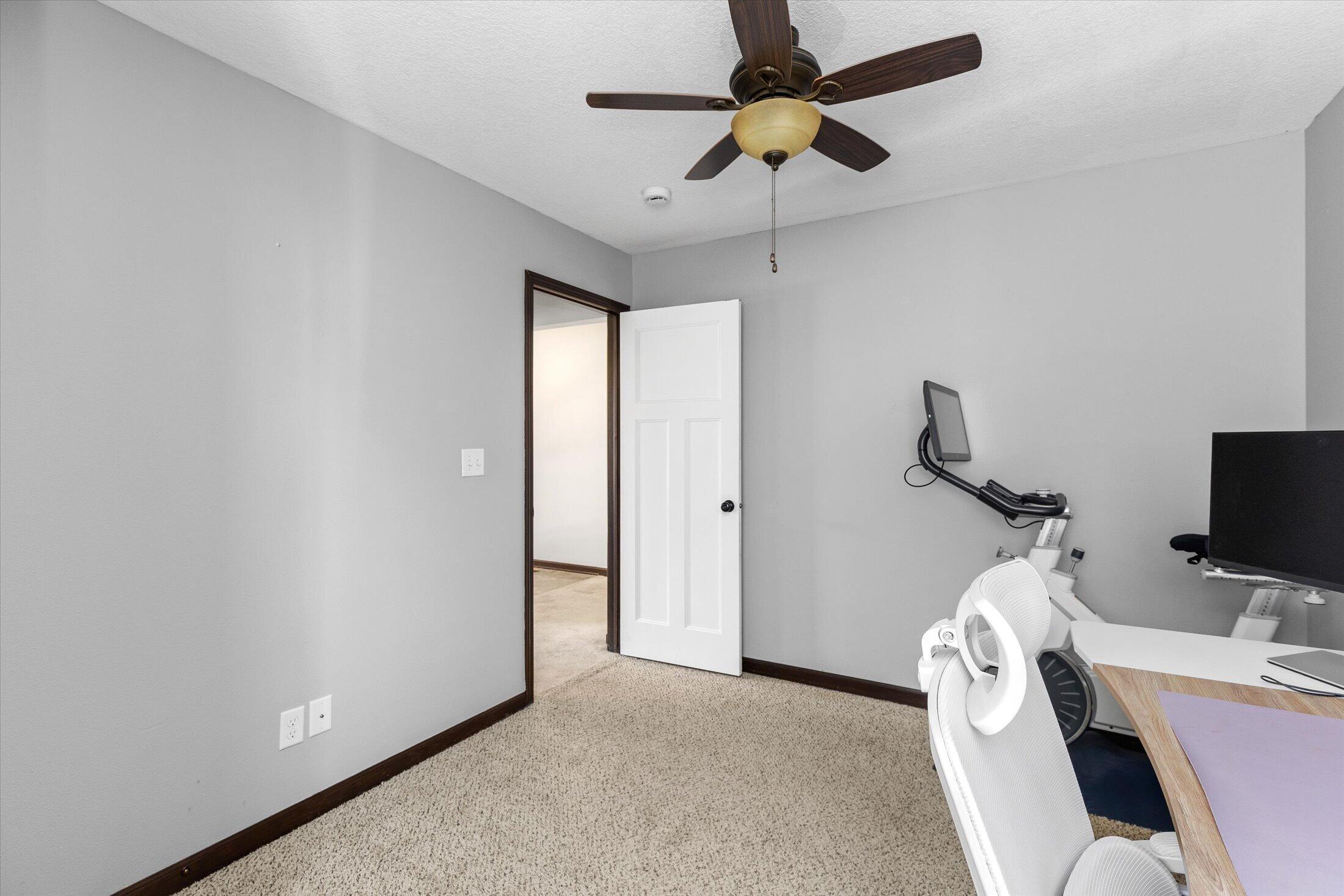 304 Tailfeather Drive Nw Property Photo 14