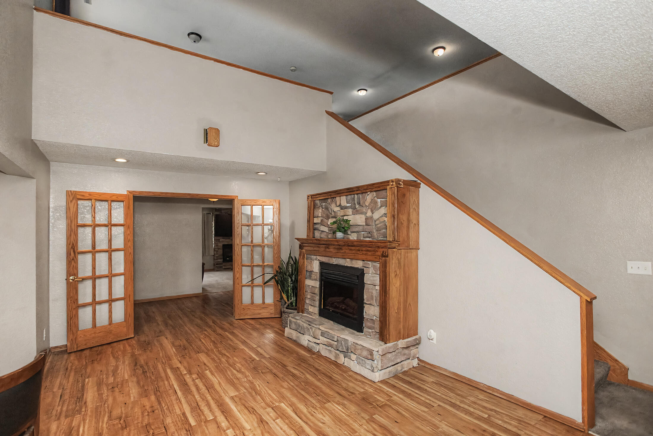 838 3rd Street Property Photo 7