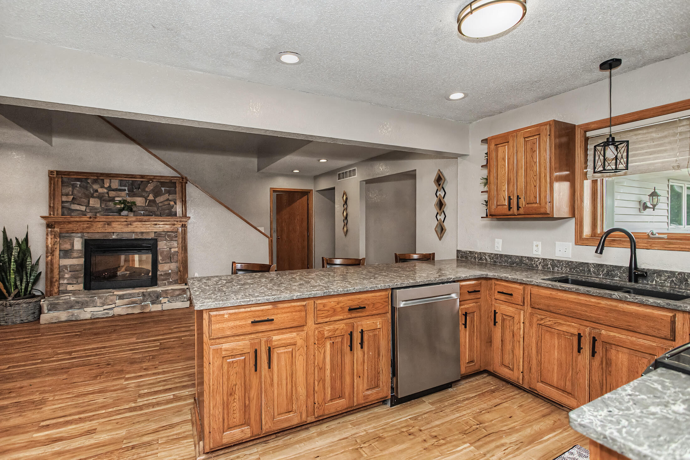 838 3rd Street Property Photo 10