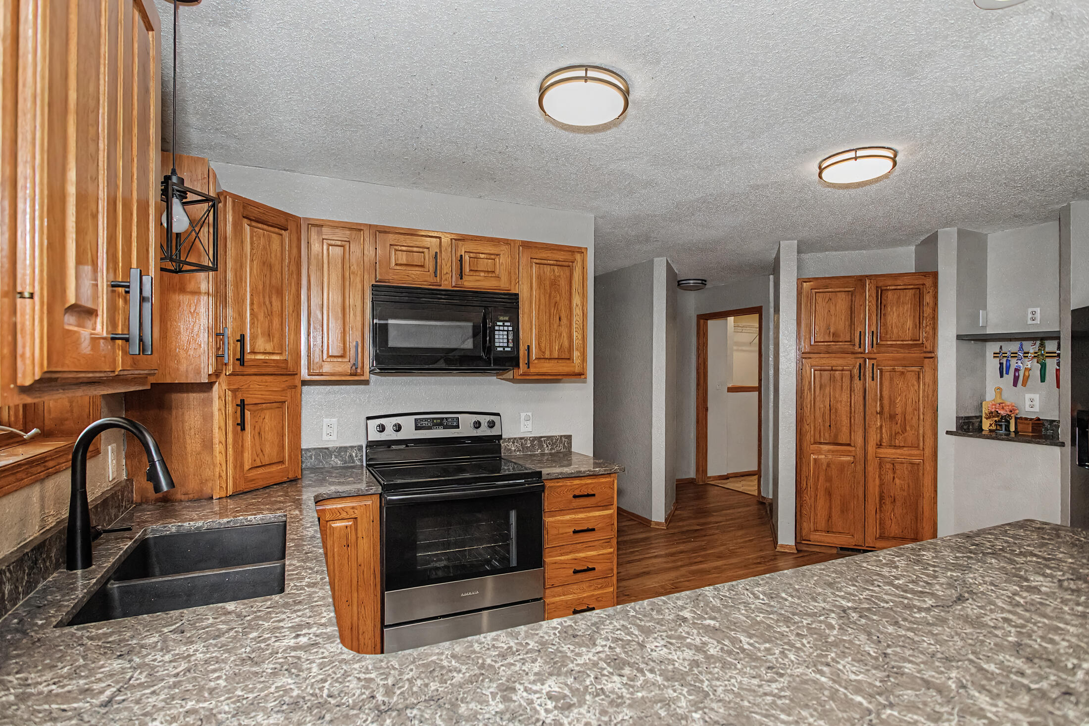 838 3rd Street Property Photo 12