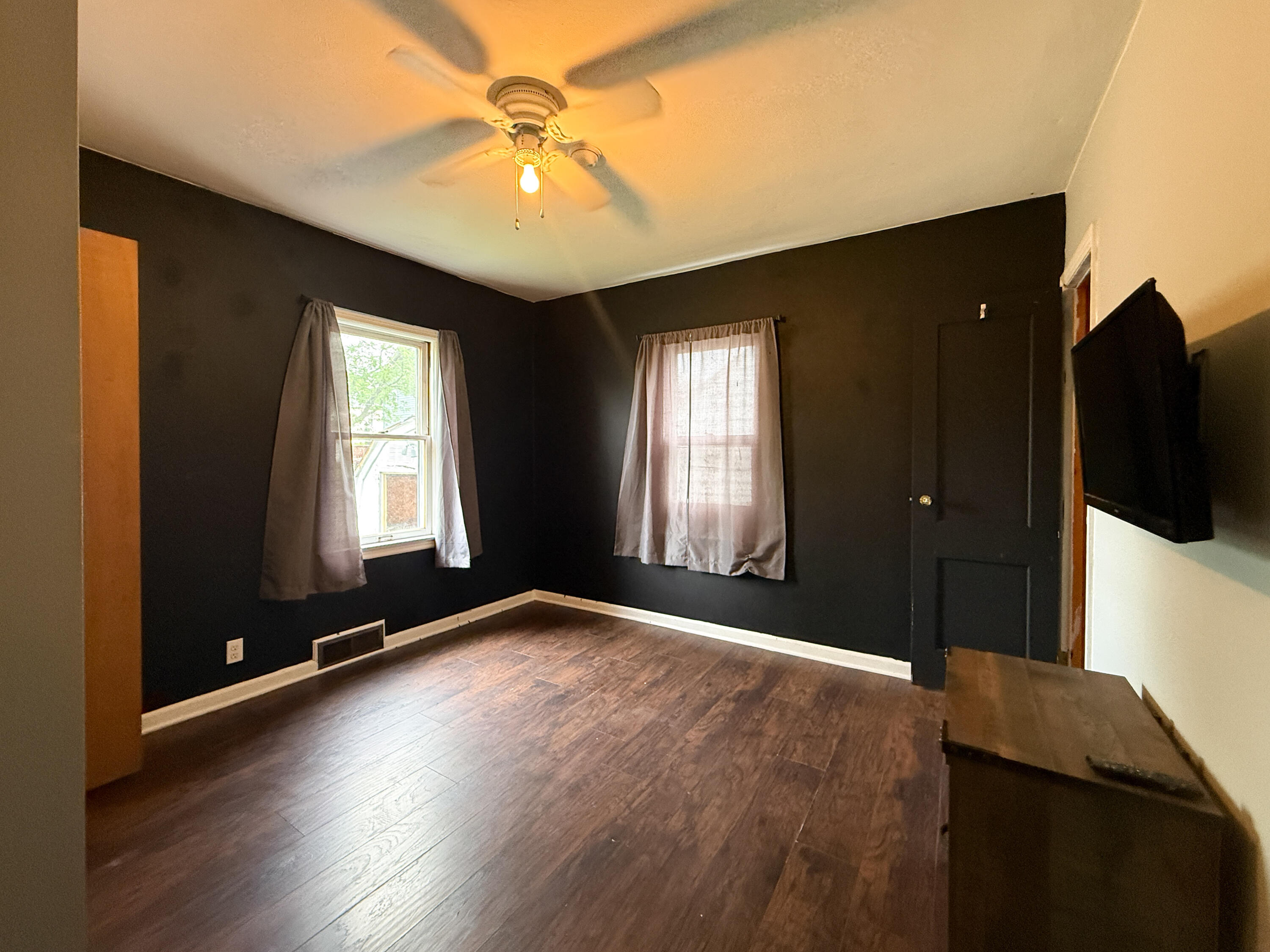 719 Union Street Property Photo 9