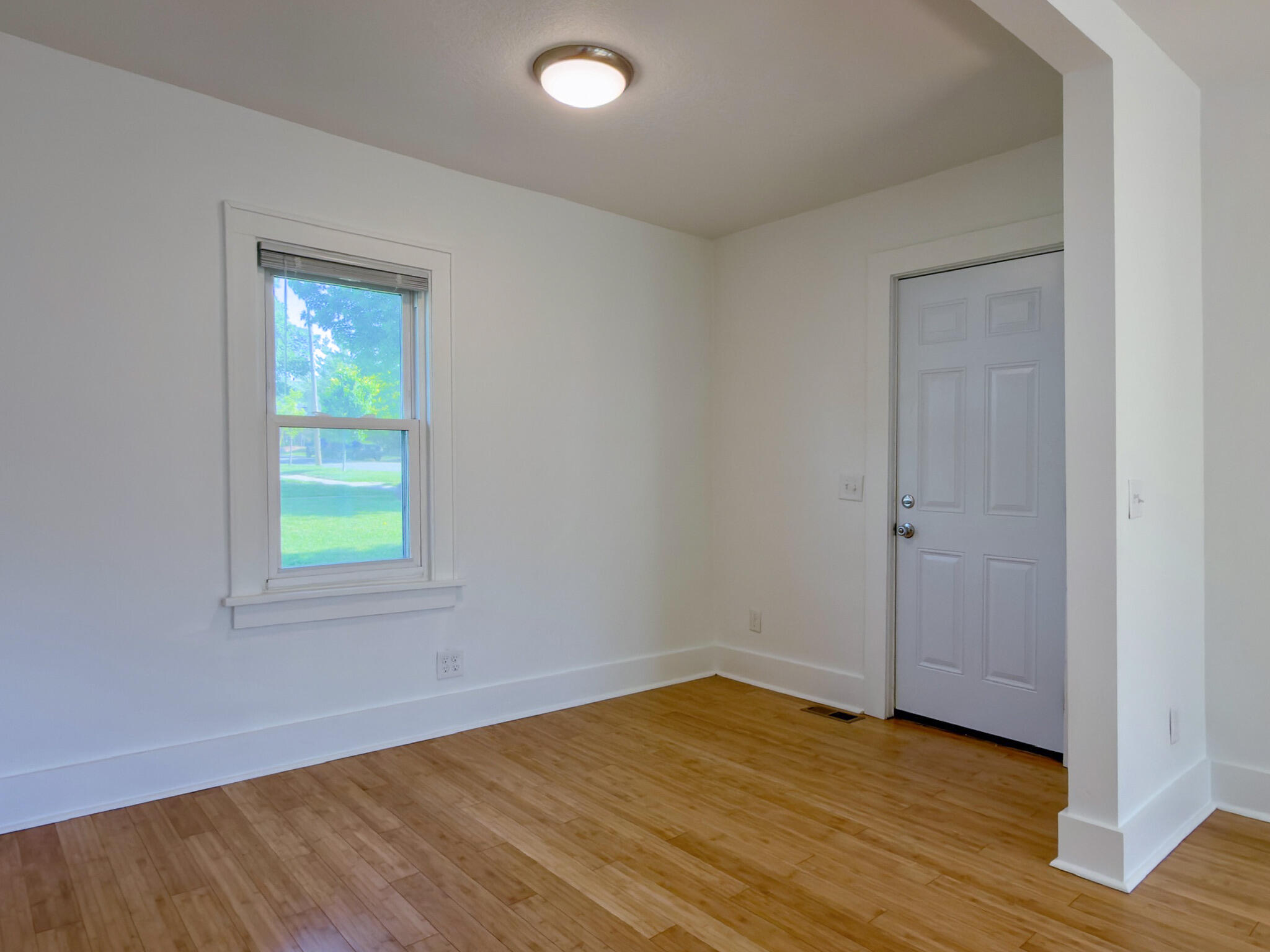 1207 Kellogg Avenue Property Photo 5