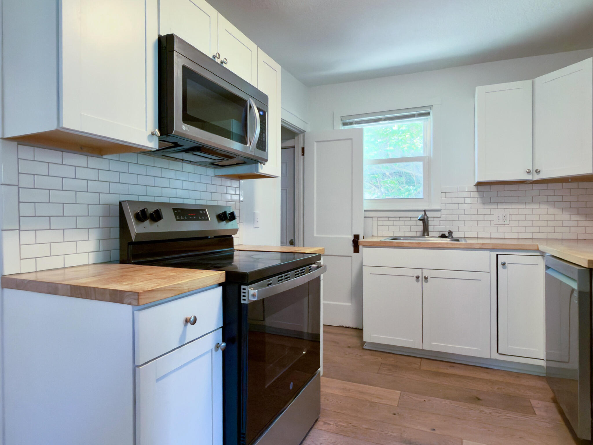1207 Kellogg Avenue Property Photo 12