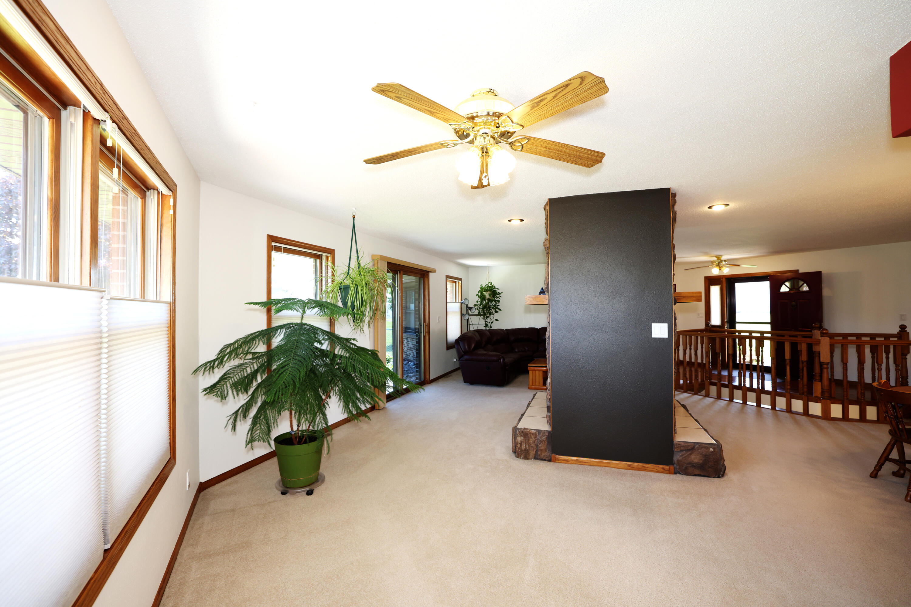 713 Edgewood Lane Property Photo 8