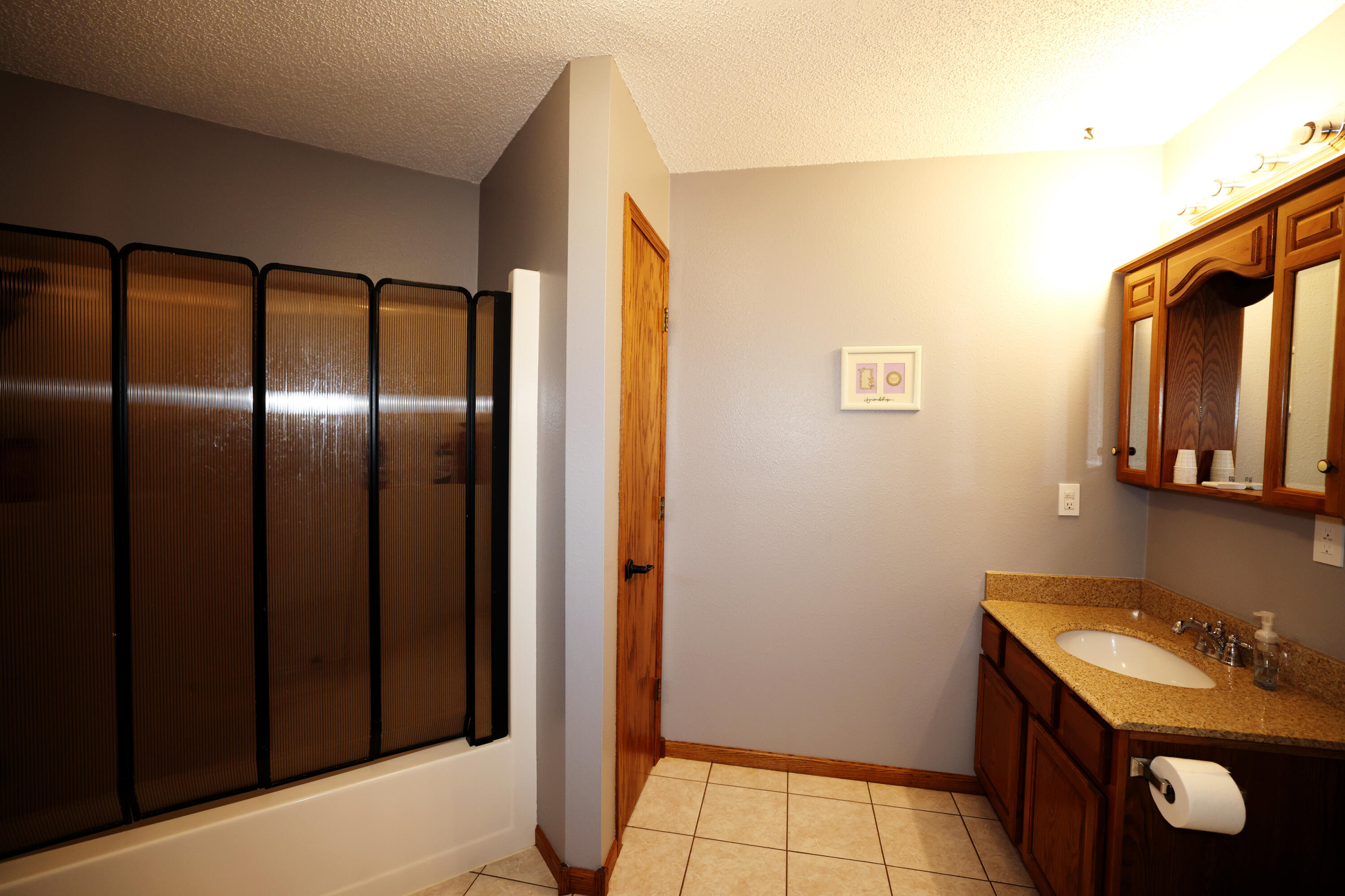 713 Edgewood Lane Property Photo 21