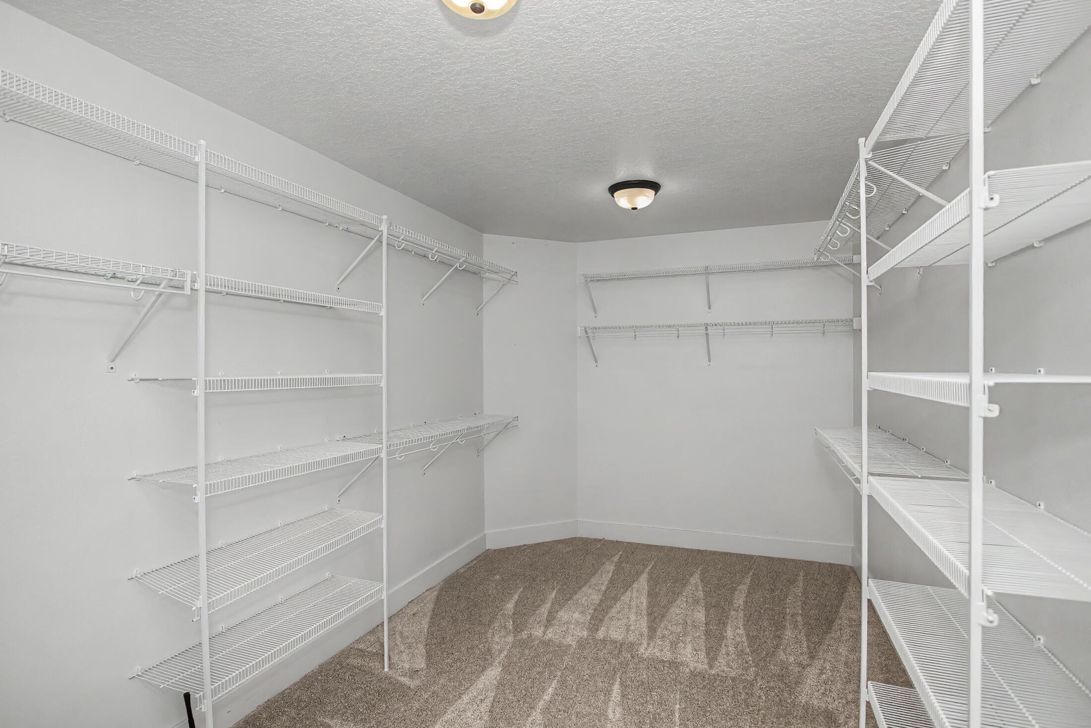 4111 Ballentine Drive Property Photo 25