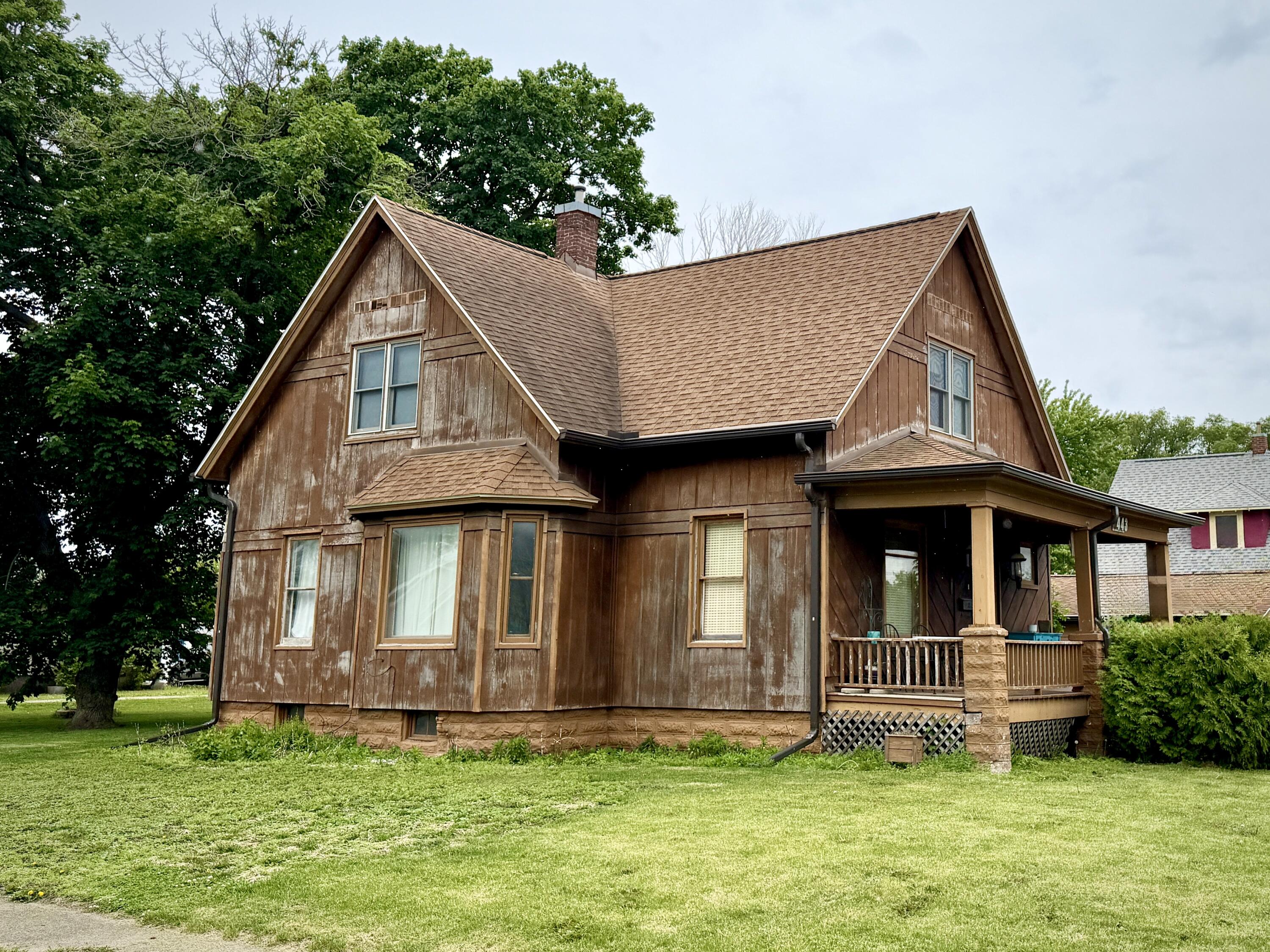 443 Des Moines Avenue Property Photo 2