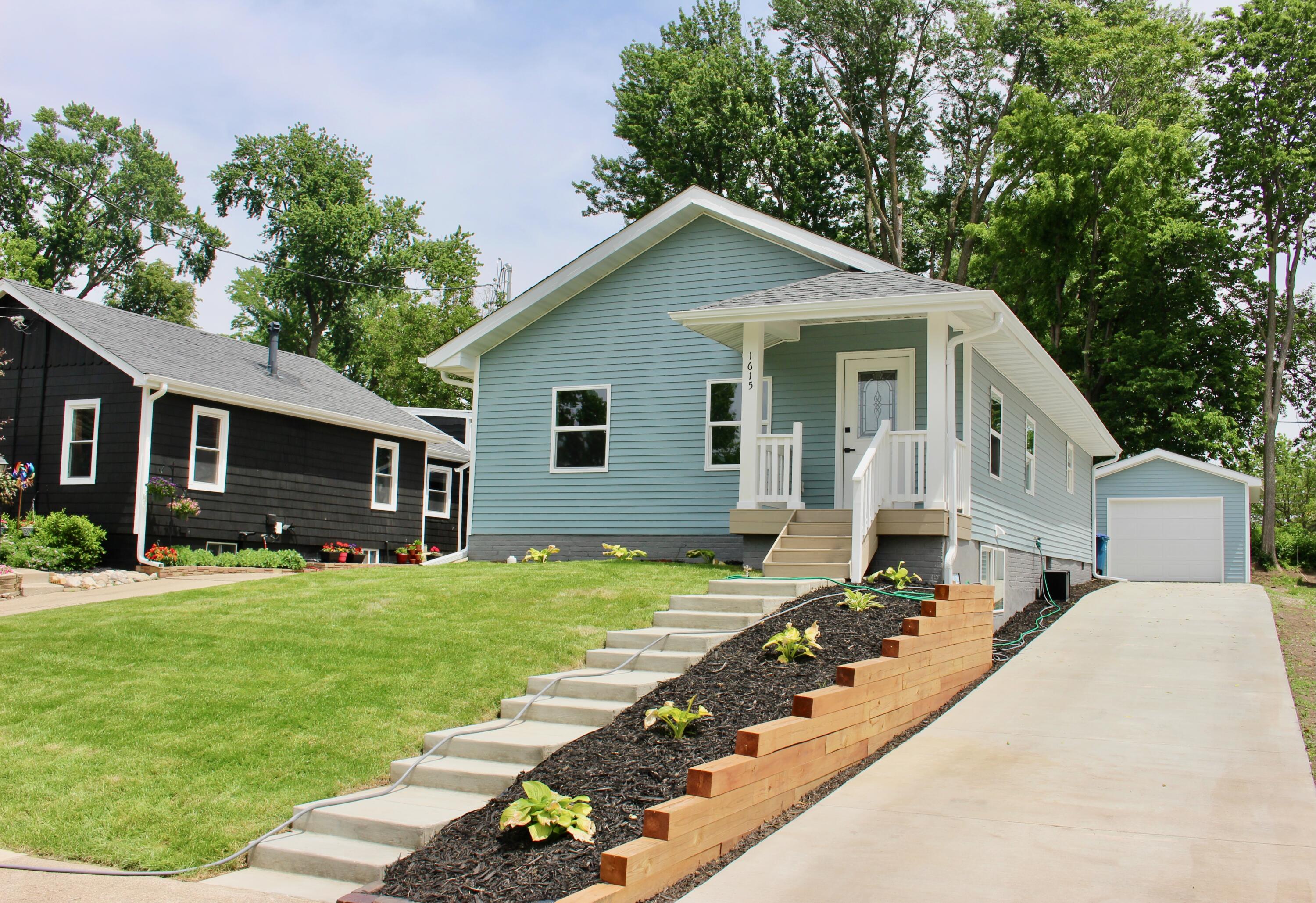 1615 56th Street Property Photo 1