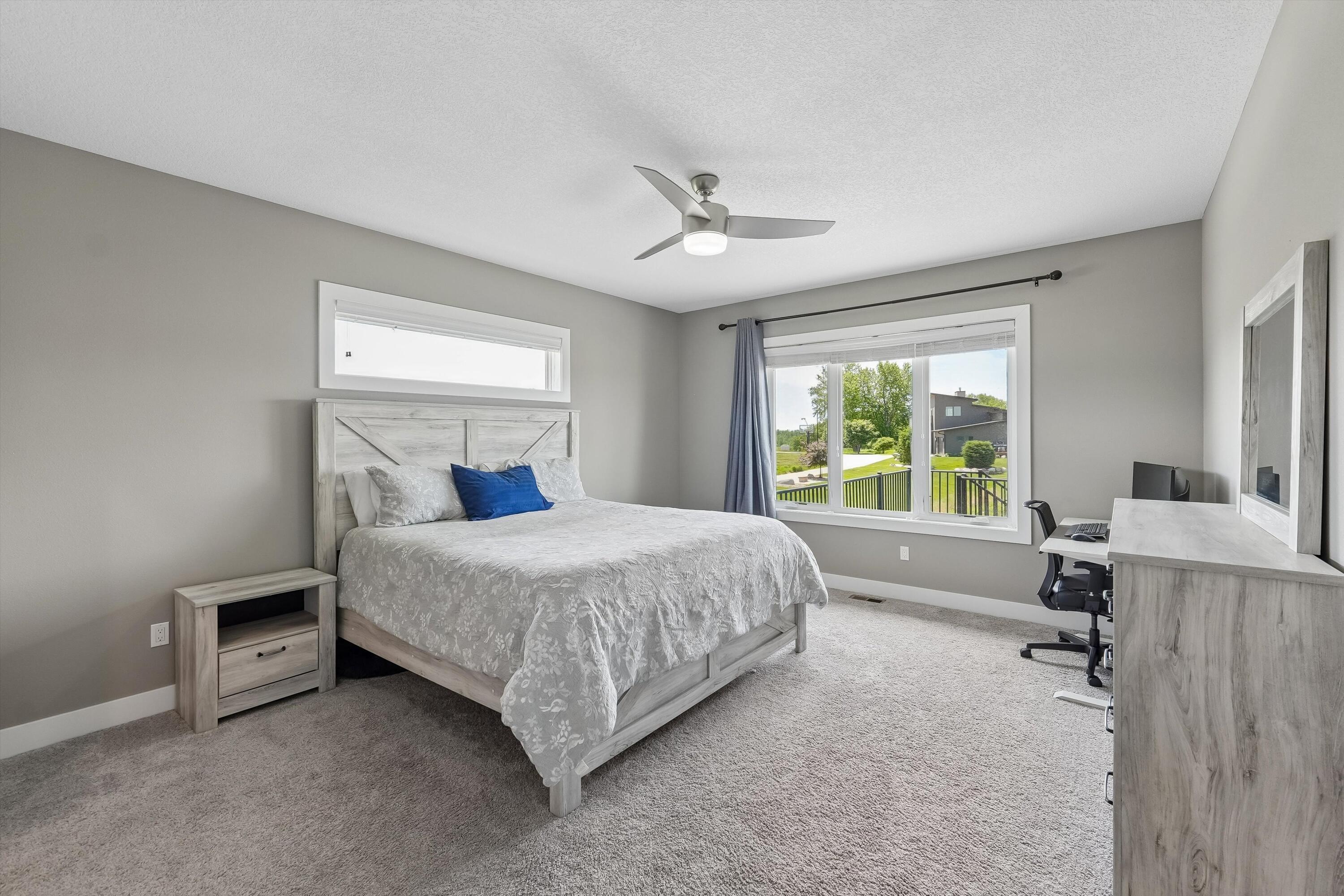 2122 Leopold Drive Property Photo 11