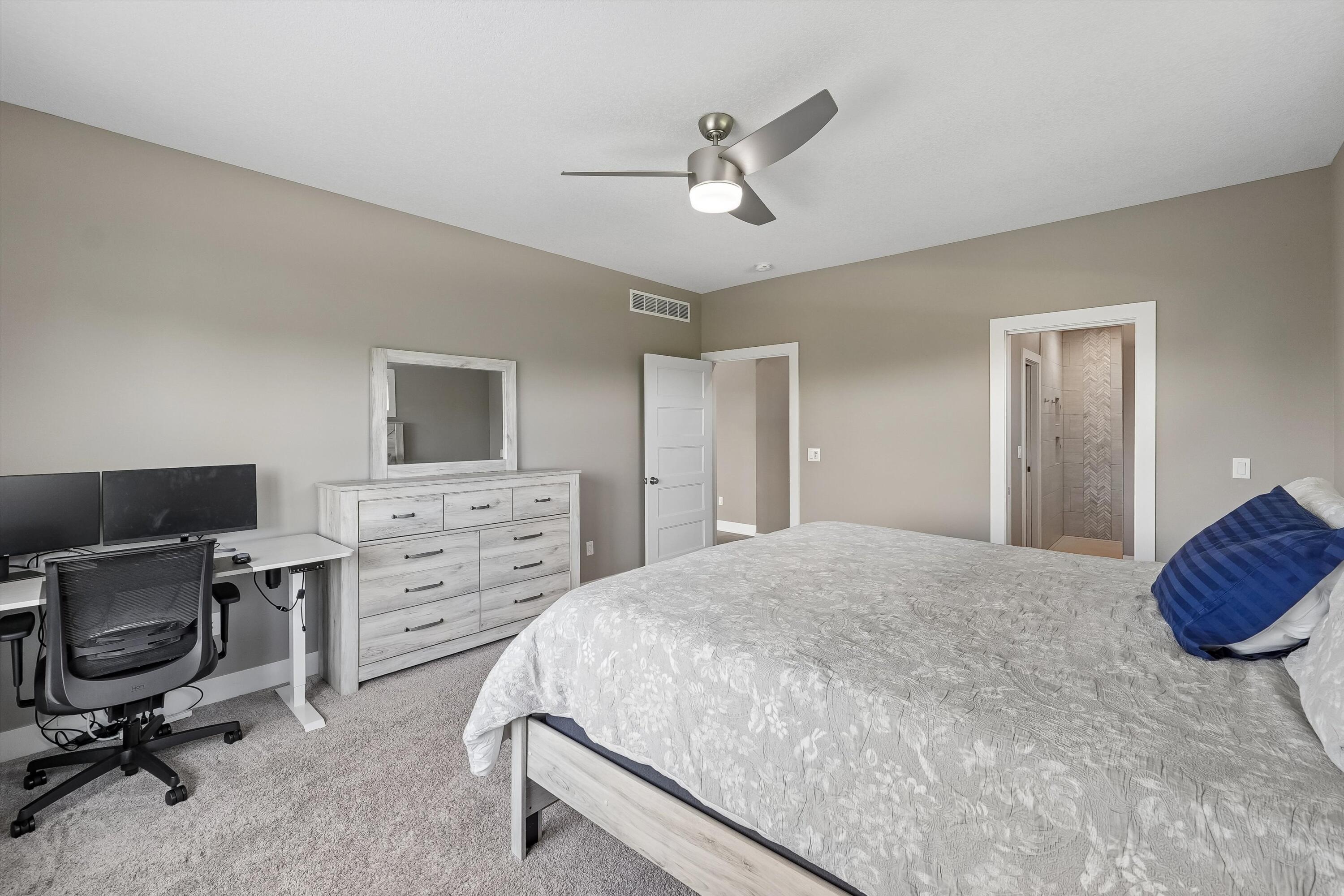 2122 Leopold Drive Property Photo 12