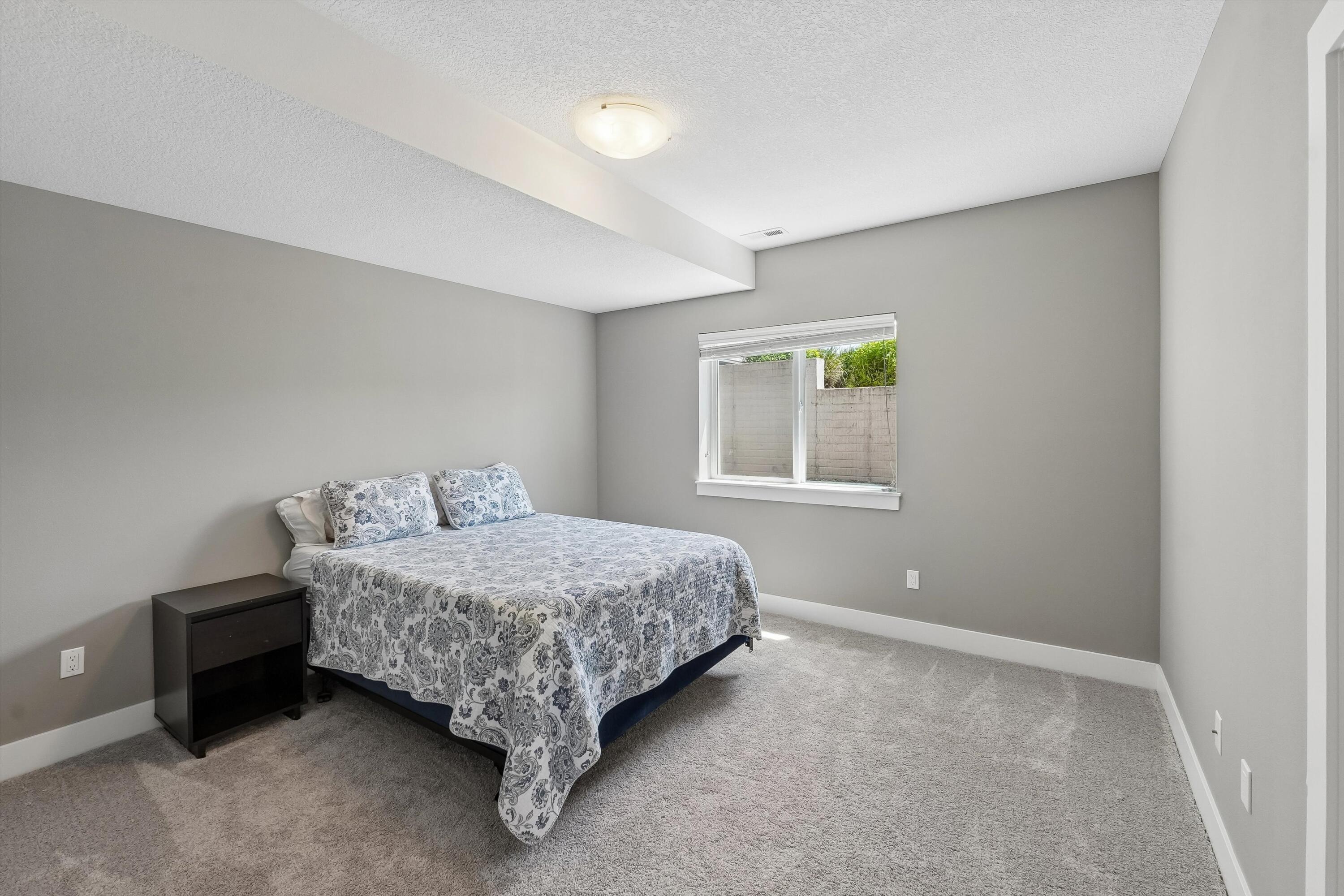 2122 Leopold Drive Property Photo 20