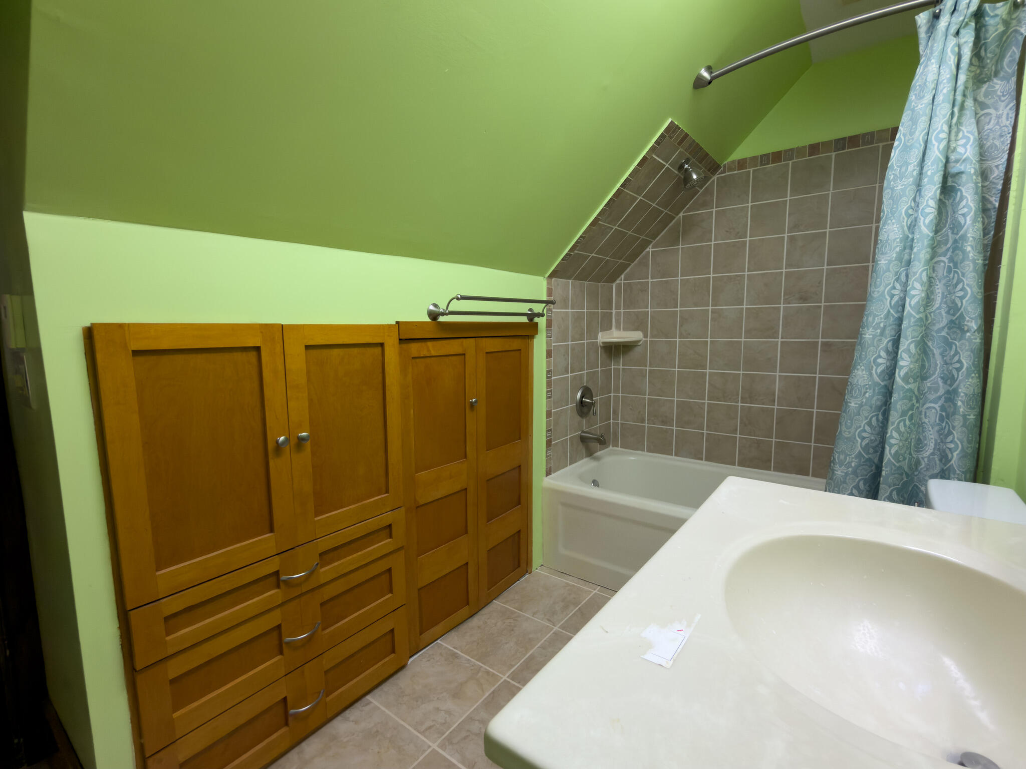 219 N Russell Avenue Property Photo 21
