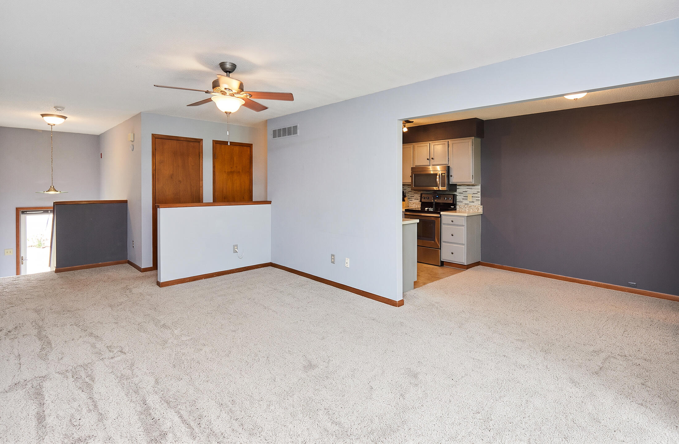 4935 Woodland Avenue Property Photo 11