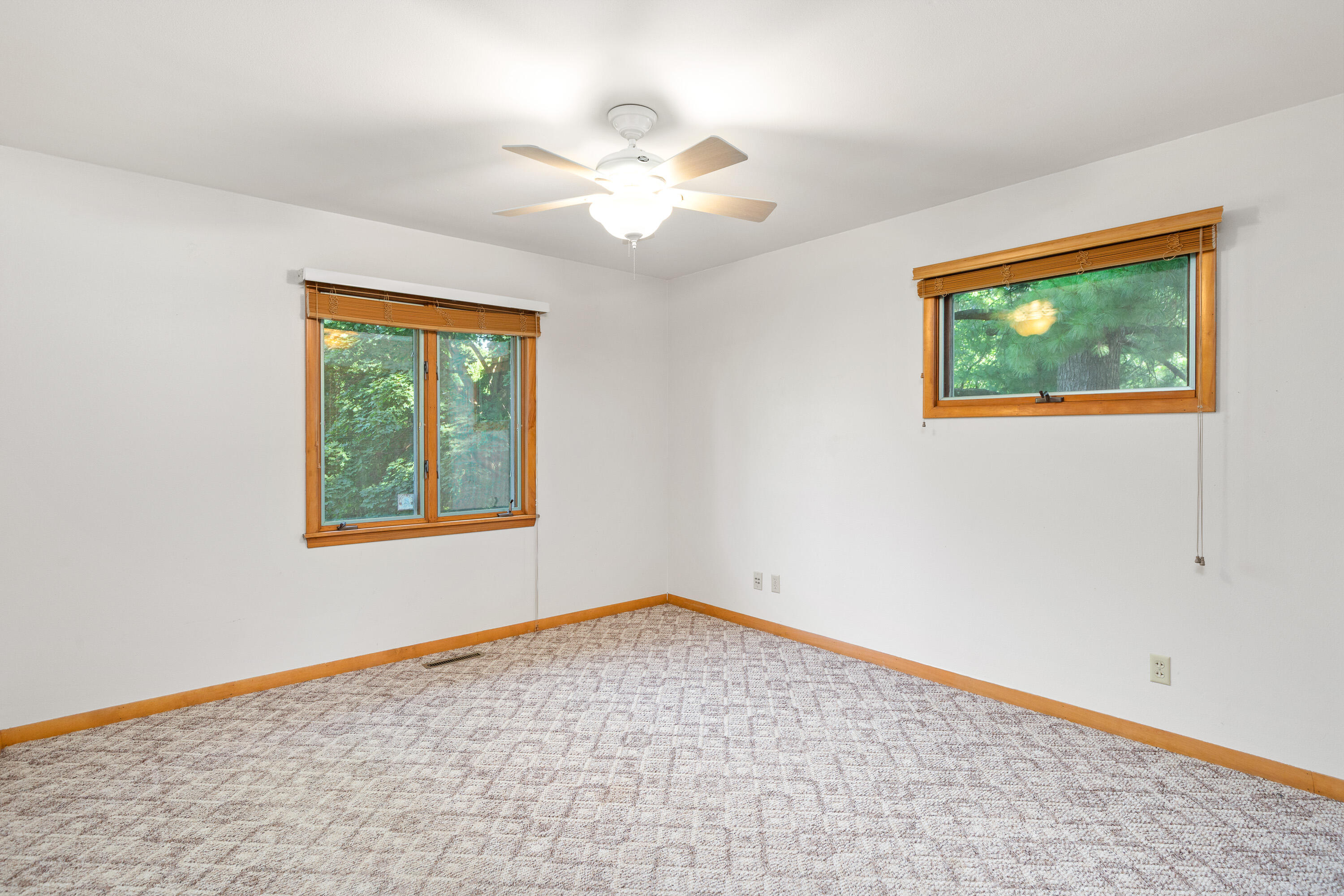 824 Hillcrest Avenue Property Photo 14