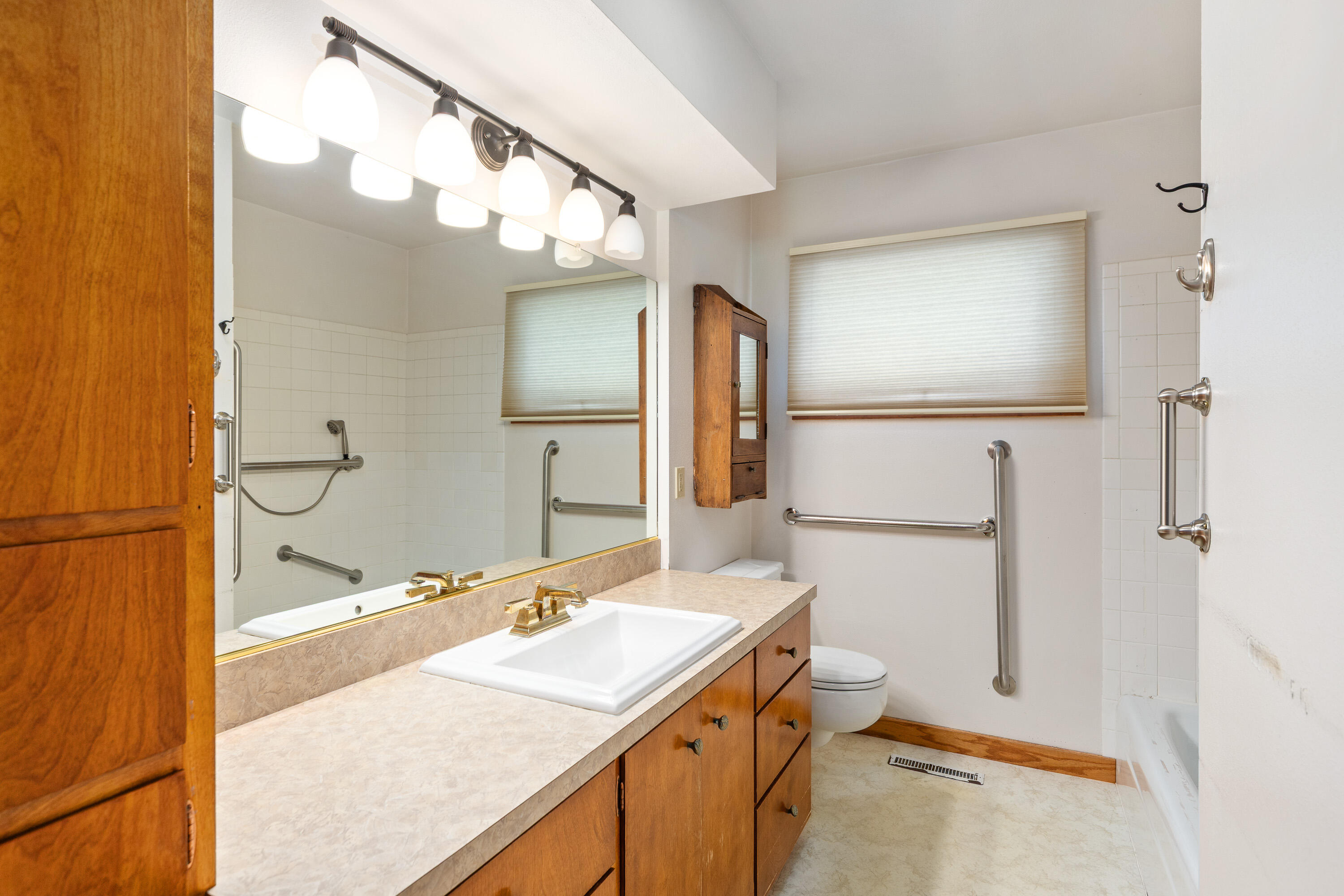 824 Hillcrest Avenue Property Photo 16