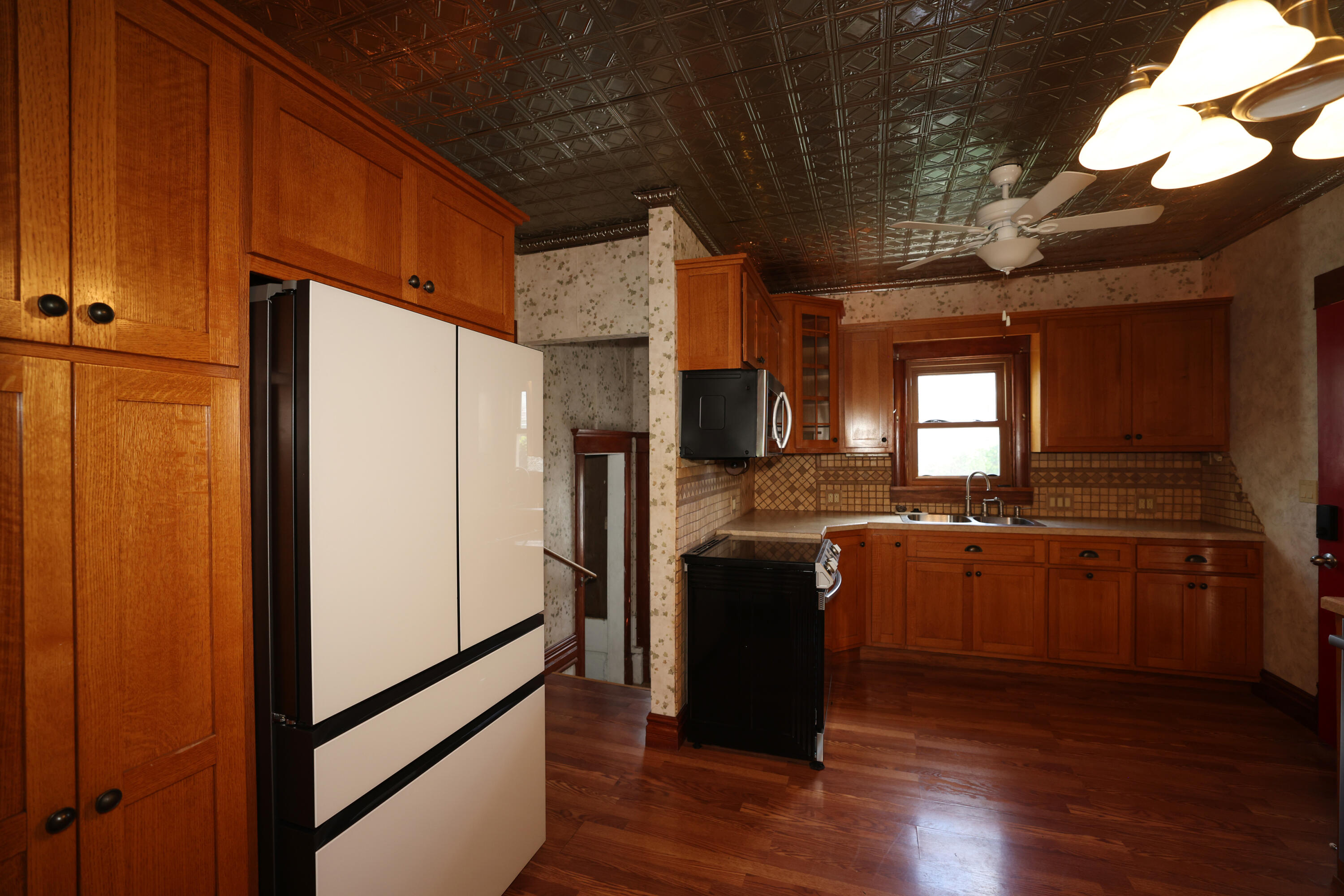 1927 Story Street Property Photo 12