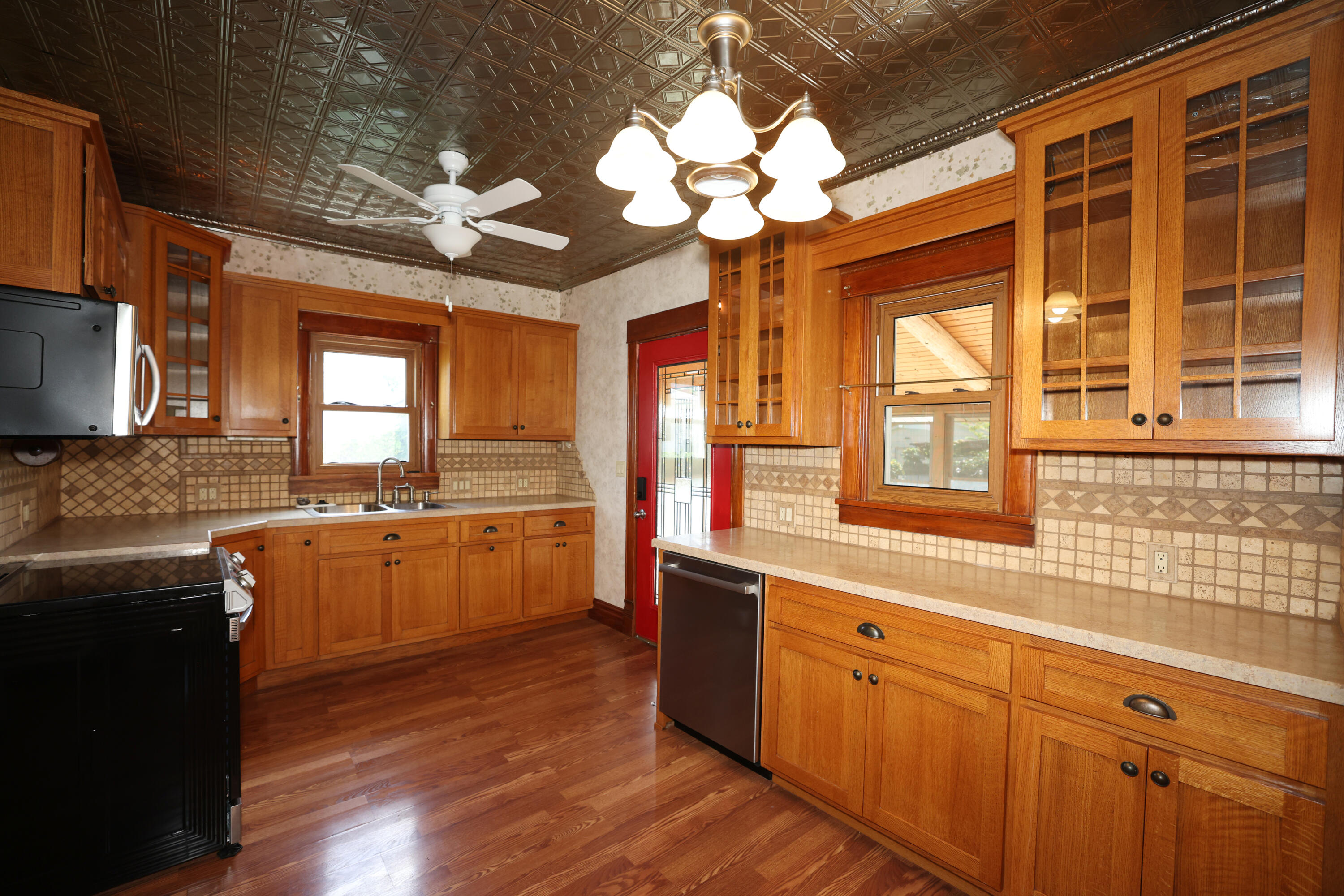 1927 Story Street Property Photo 13
