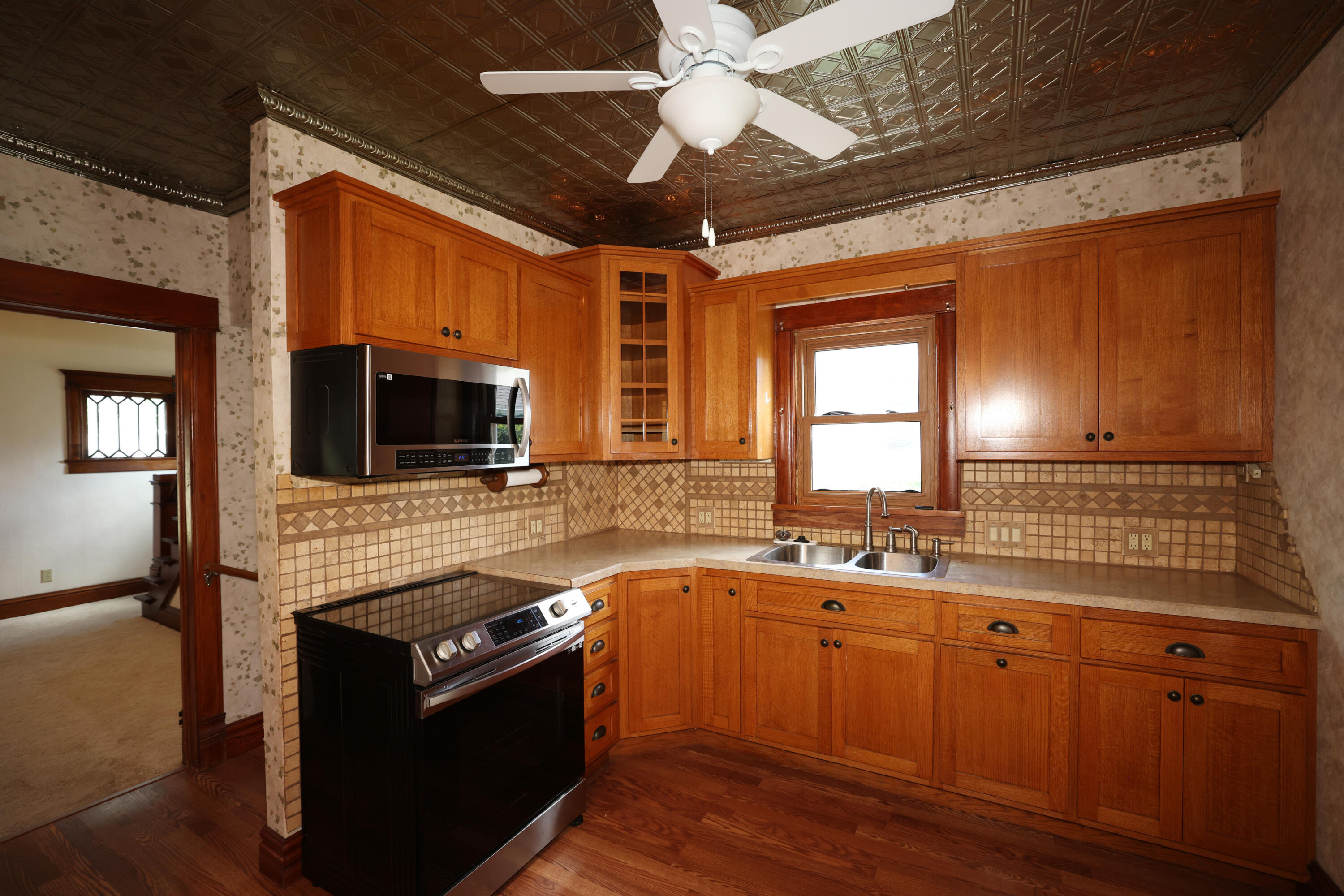1927 Story Street Property Photo 14