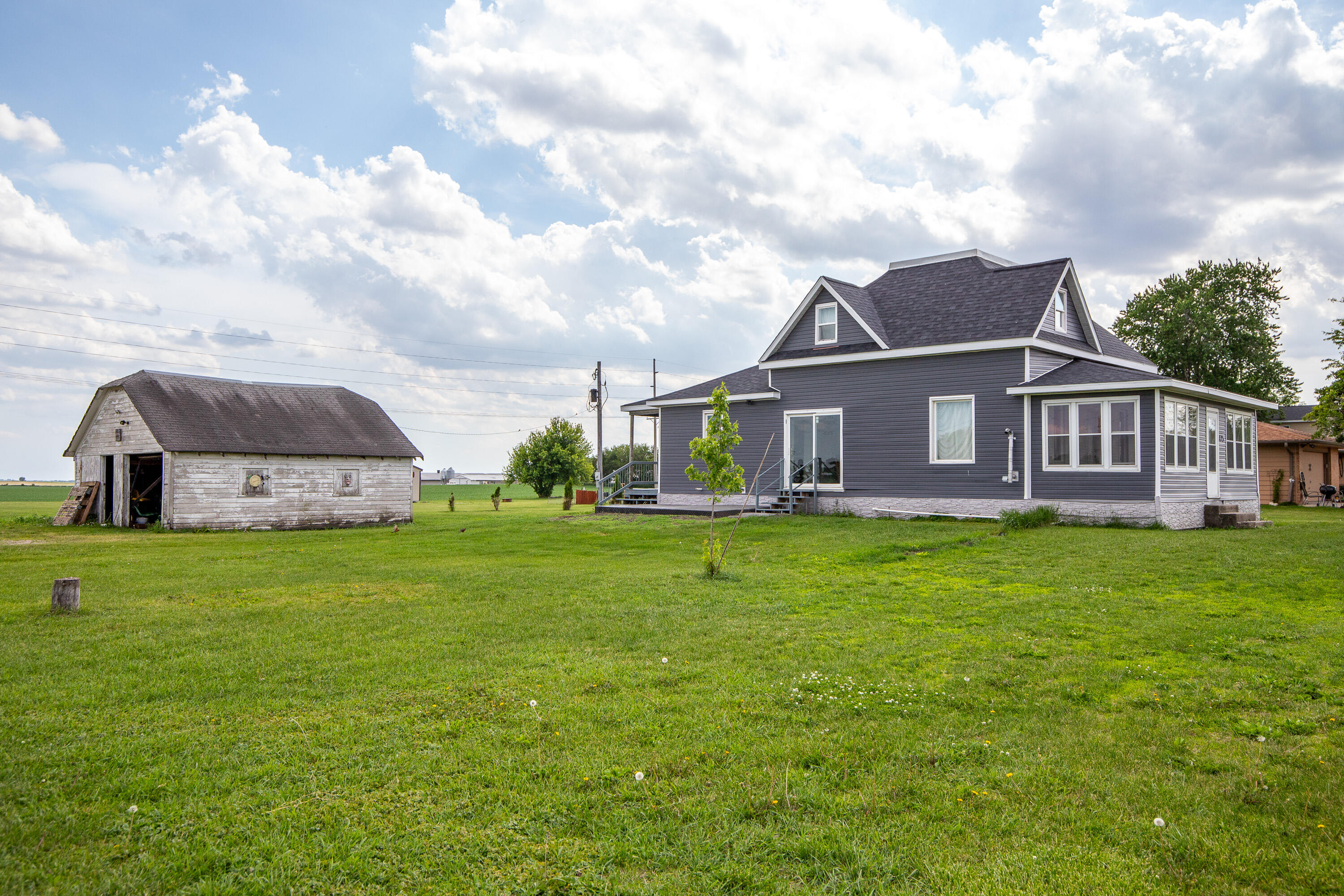 125 Highway 175 Property Photo 2