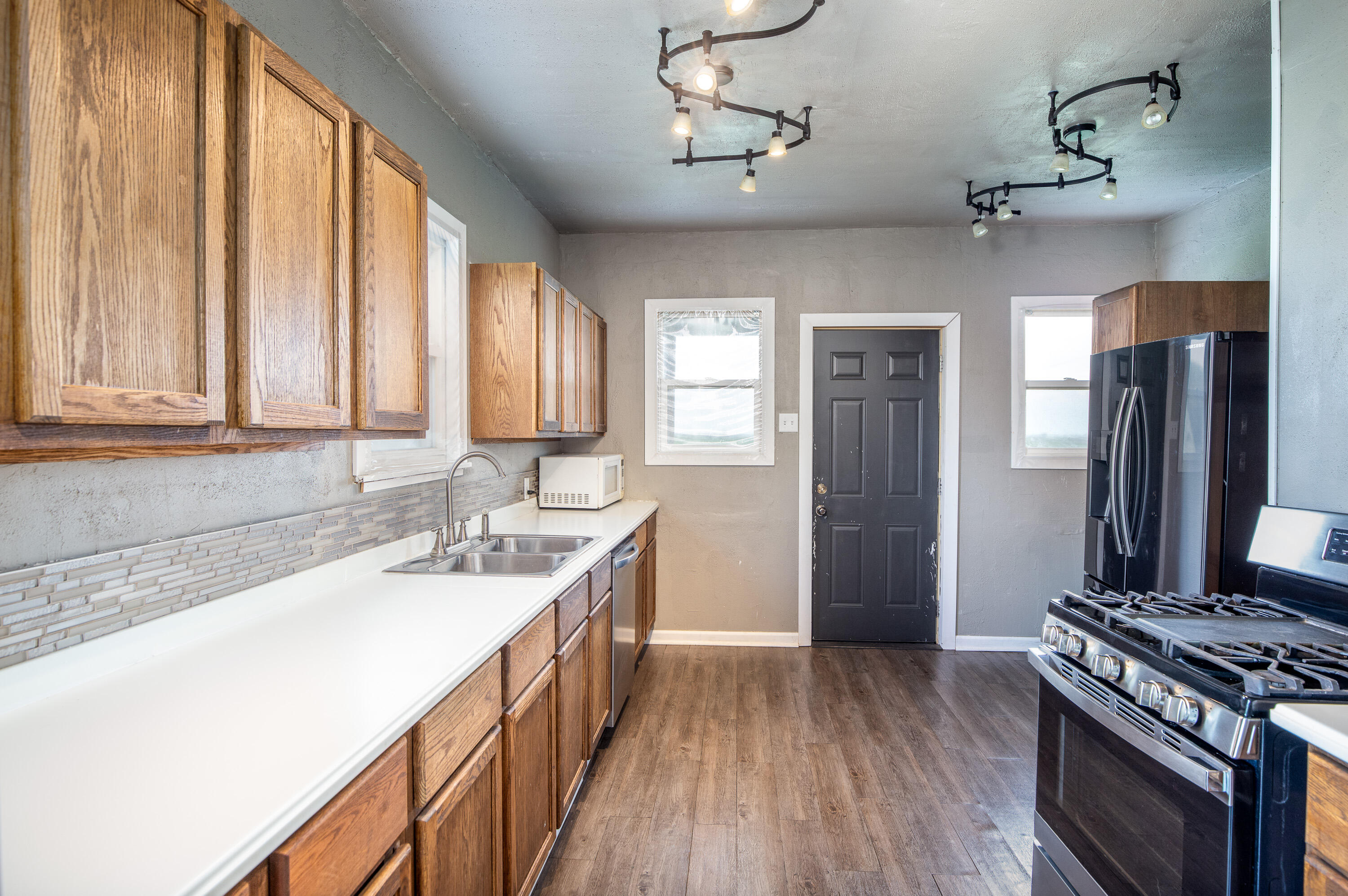125 Highway 175 Property Photo 4